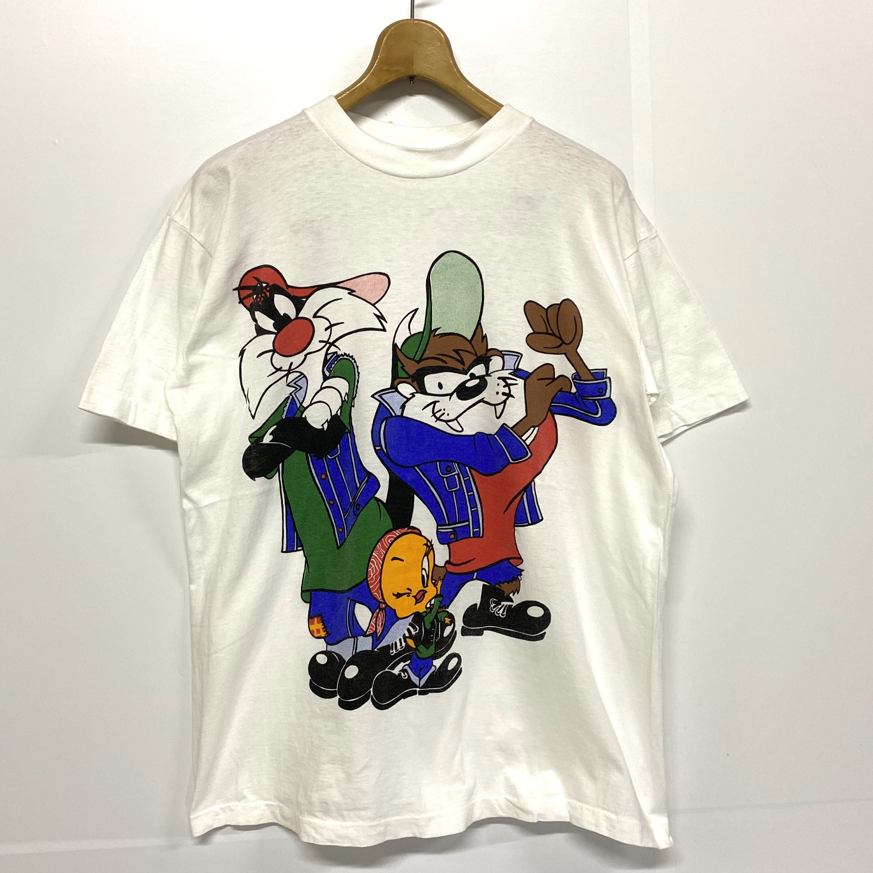 90年代 Looney Tunes ルーニーチューンズ プリントtシャツ キャラクターtシャツ ヴィンテージ メンズm 古着 Tシャツ Cave 古着屋 公式 古着通販サイト