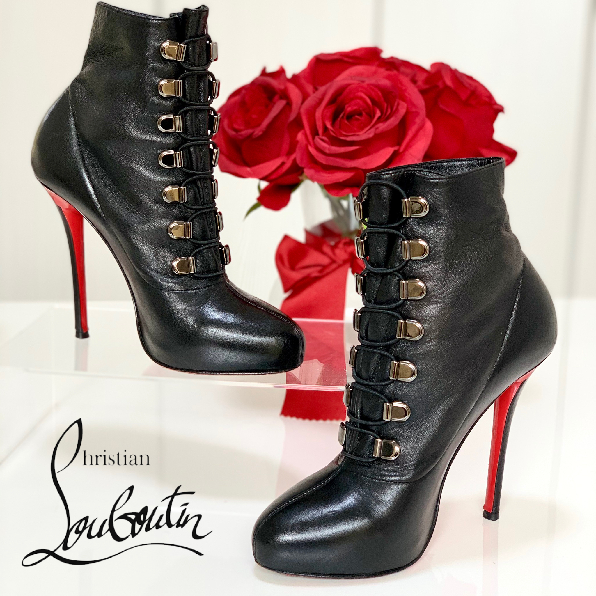 お買い得低価 Christian Louboutin - tmge107様専用。クリスチャンルブタンショートブーツの通販 by りな's  shop｜クリスチャンルブタンならラクマ