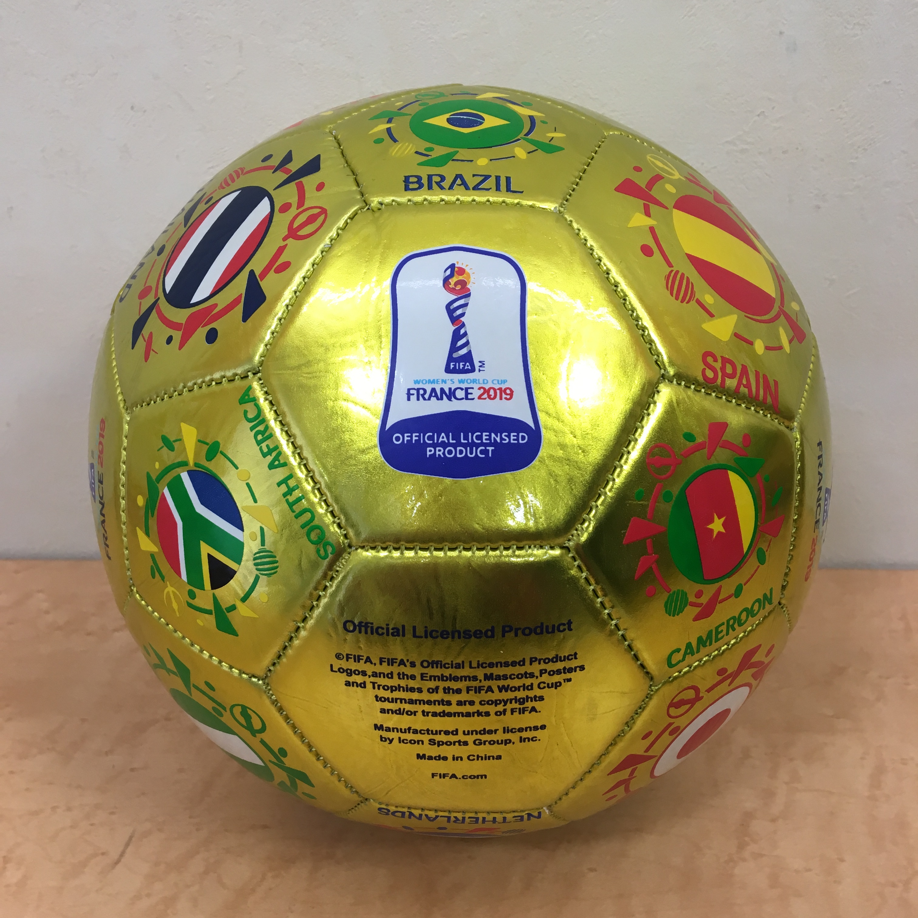 Fifa 女子ワールドカップ フランス 19 公式記念サッカーボール なでしこジャパン Freak スポーツウェア 通販 海外ブランド 日本国内未入荷 海外直輸入