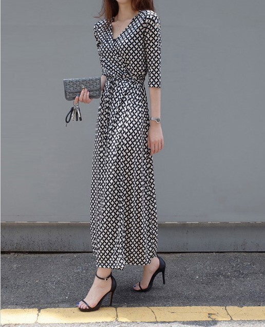 ワンピース ひざ下丈 カシュクール 半袖 総柄 ラップワンピース セクシー きれいめ オフィス 通勤 街角のカフェテラス