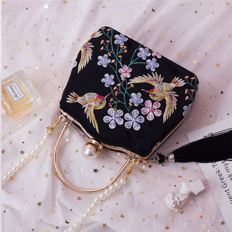 人気 パーティーバッグ 結婚式 宴会 女子会 チャイナ風 ベルベット レトロ ブラック 黒い 刺繍 真珠 Elegant