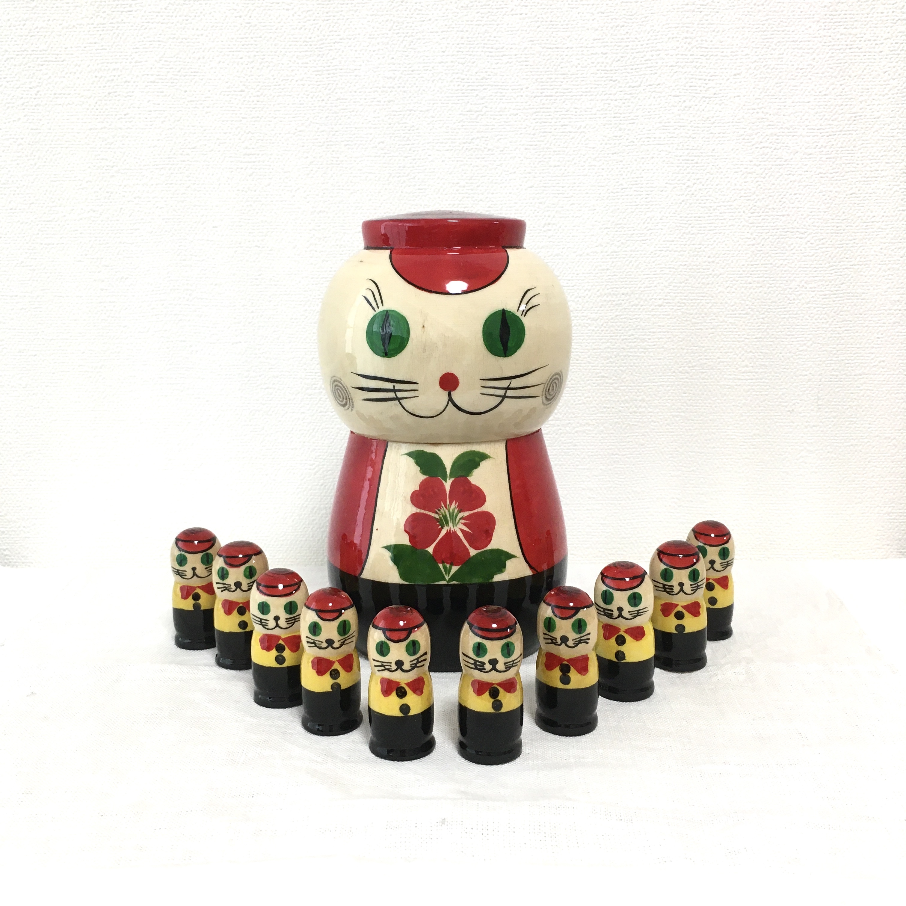 待望の再入荷 数遊び ねこ マスコット 16cm セミョーノフ 世界の雑貨 Corie