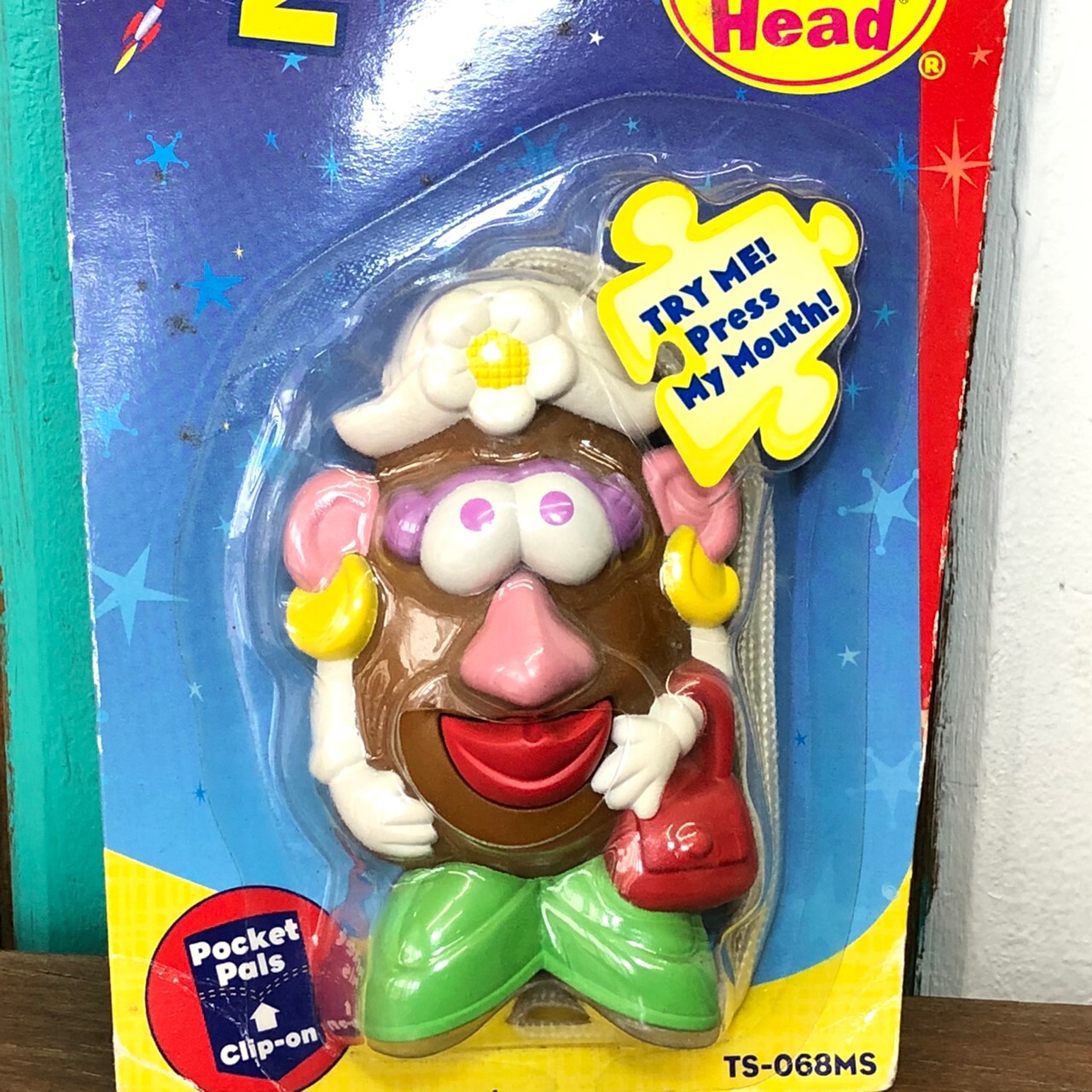 Ts2 Talking Mrs Potato Head Key Ring By Playschool Mrs ポテトヘッド トーキングキーホルダー The Puppez E Shop ザ パペッツ松本 Webショップ