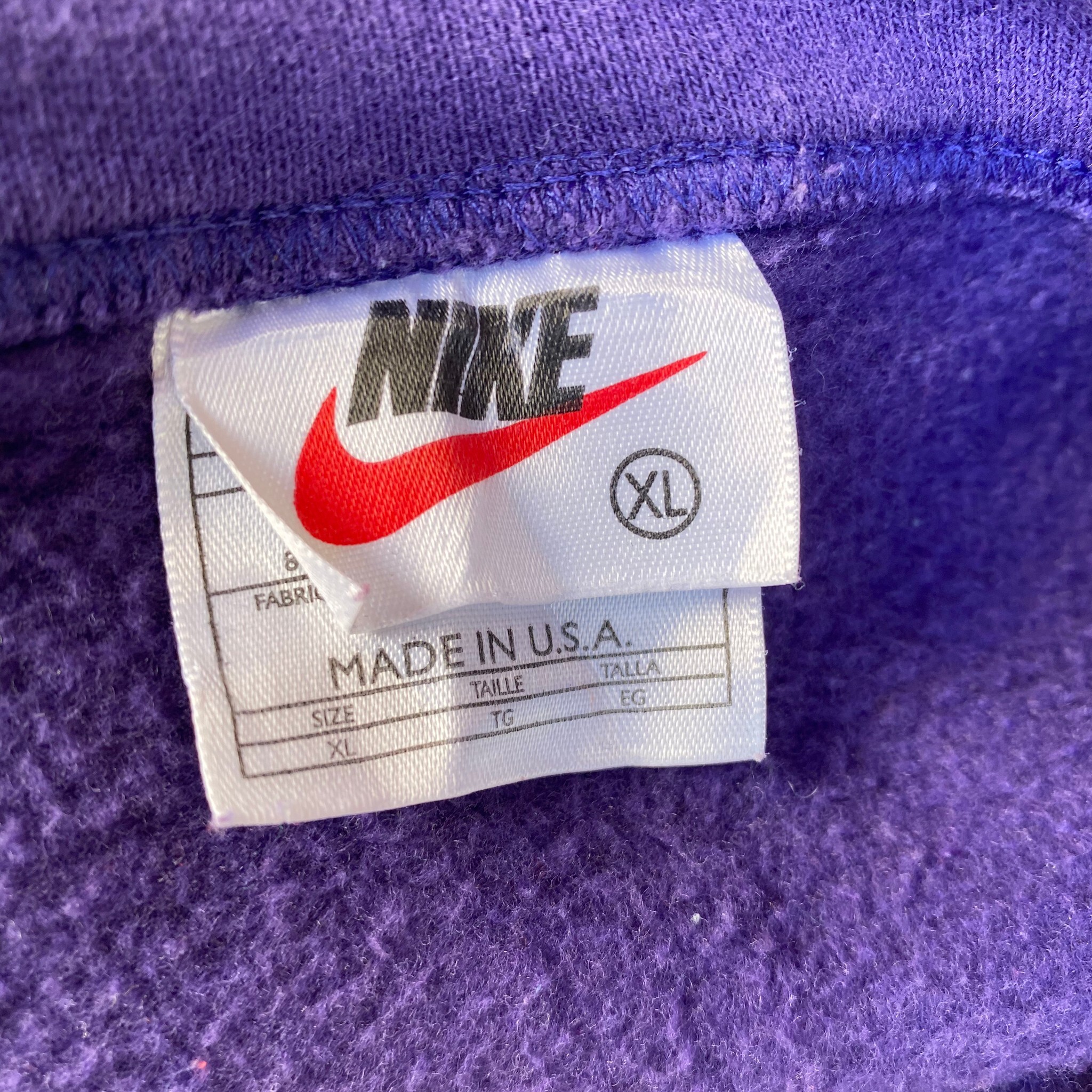 90年代 ビンテージ Usa製 Nike ナイキ スウォッシュ センターロゴ ワッペン 刺繍 スウェット トレーナー メンズxl 古着 90s ヴィンテージ フロントロゴ パープル 紫色 スウェット Cave 古着屋 公式 古着通販サイト