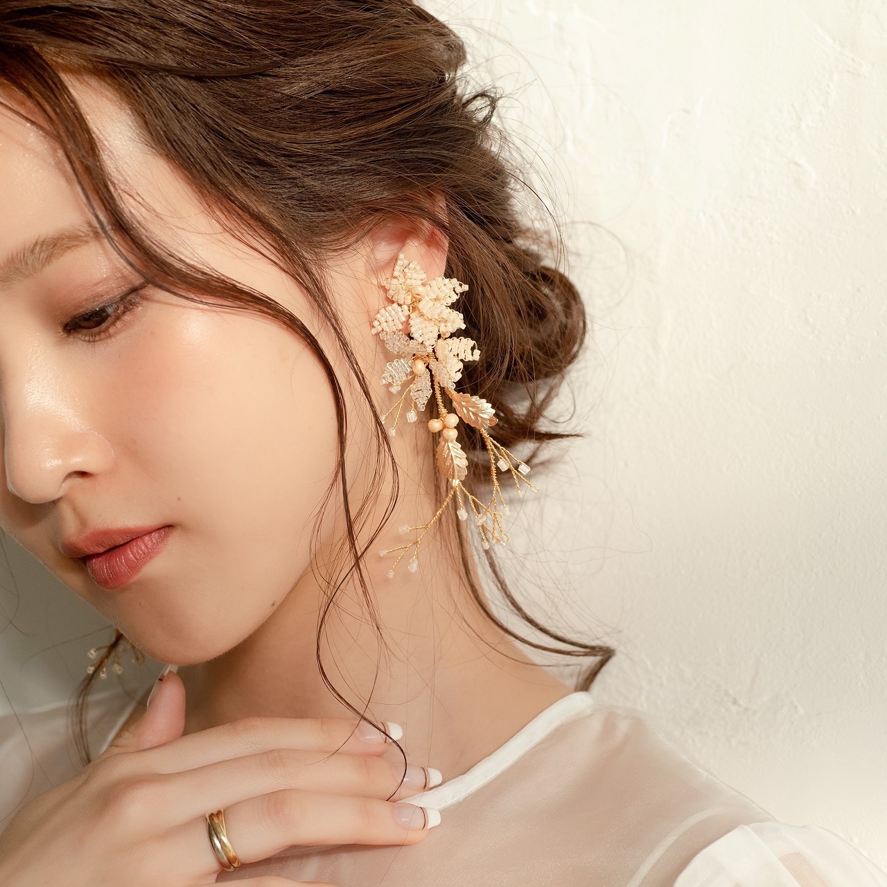 ブライダルイヤリング 小枝イヤリング ビーズ ゴールド P27 K S Mily ブライダルアクセサリーショップ