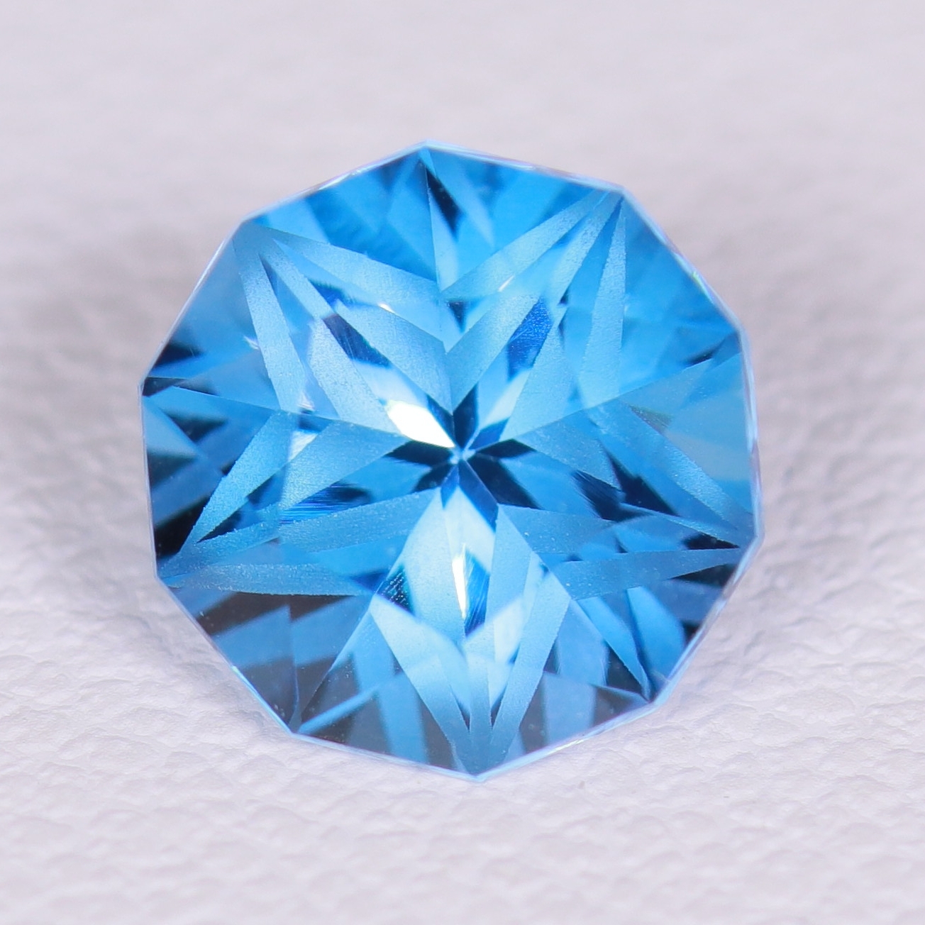 天然スイスブルートパーズ 1 75ct ブラジル産 Gordan Gems