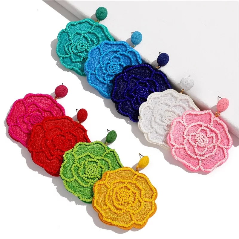 フェルト刺繍のビッグローズピアス La Coqueta フラメンコアクセサリー