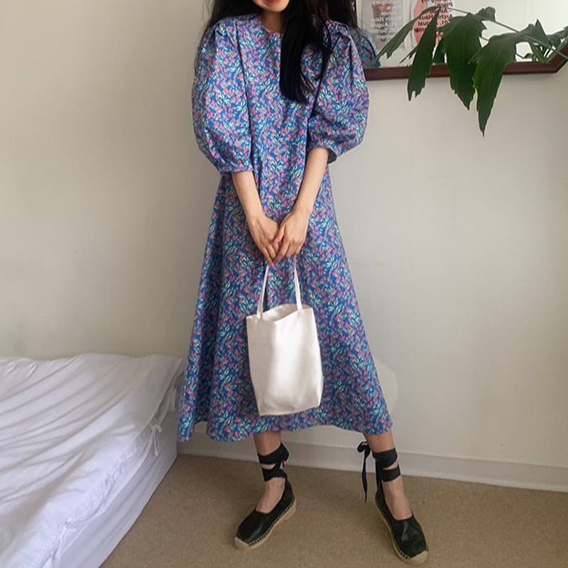 Flowerラウンドネックワンピース Op00 Daisy In The Closet
