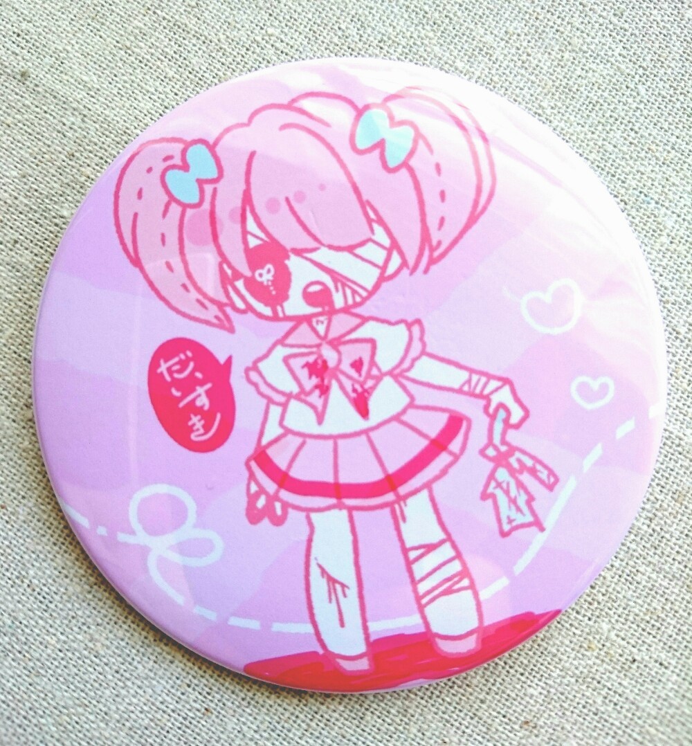 缶バッチ よくいる系ゆめかわ女子 Moamoa