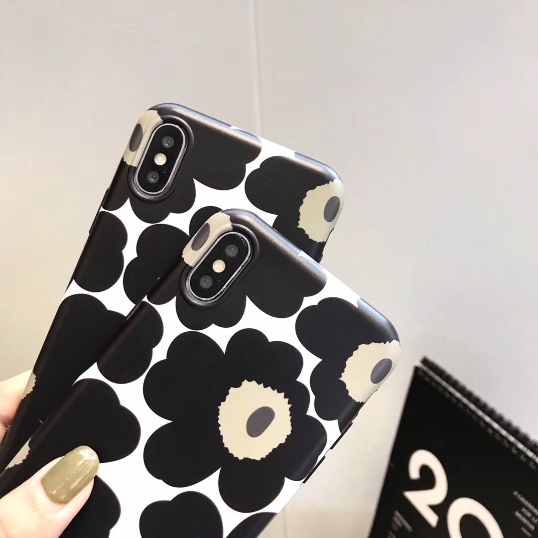 予約 Iphone Case Flower Black Iphone ケース アイフォン携帯ケース シンプル マリメッコ風 大人可愛い Angele