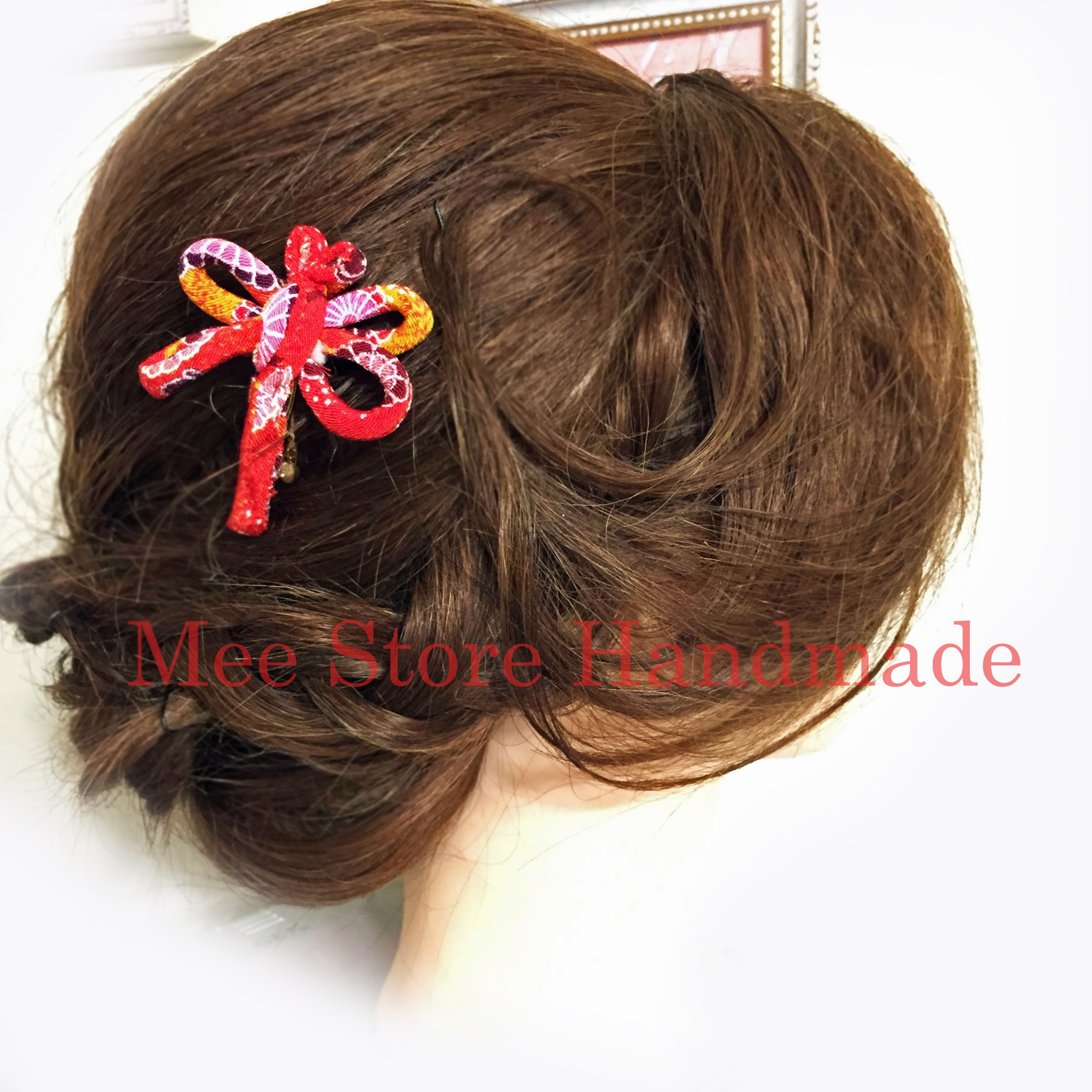 和柄トンボ 和柄の一本ひもで製作した赤とんぼ髪飾り ヘアアクセサリー Mee Store Handmade 成人式 七五三 お祭り 卒業式 名入れアクセサリー