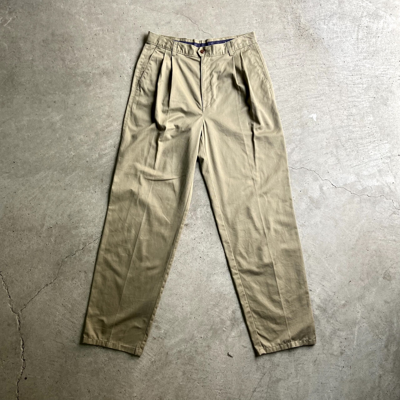 90年代 ビンテージ Dockers ドッカーズ 2タック チノパンツ コットンパンツ メンズw33 古着 カーキ ビンテージ Classic Fit ロングパンツ Cave 古着屋 公式 古着通販サイト 夏物最大50 Off開催中