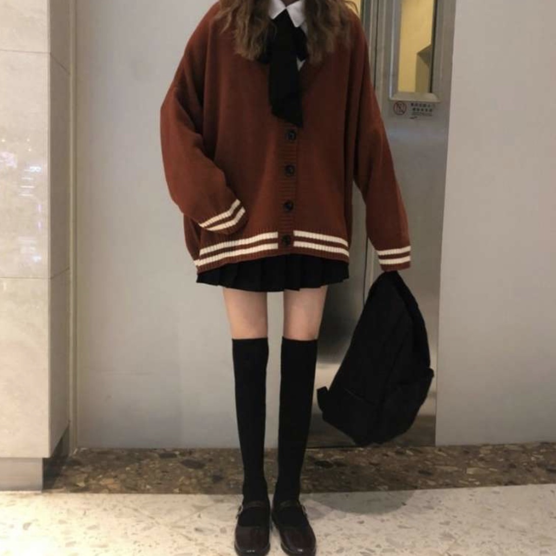 ニット カーディガン レディース 秋 冬 長袖 韓国 ファッション 可愛い 10代 30代 学生 制服 風 ボタン ｖ ネック Tp 0253 Happy Orurea ハッピーオルレア