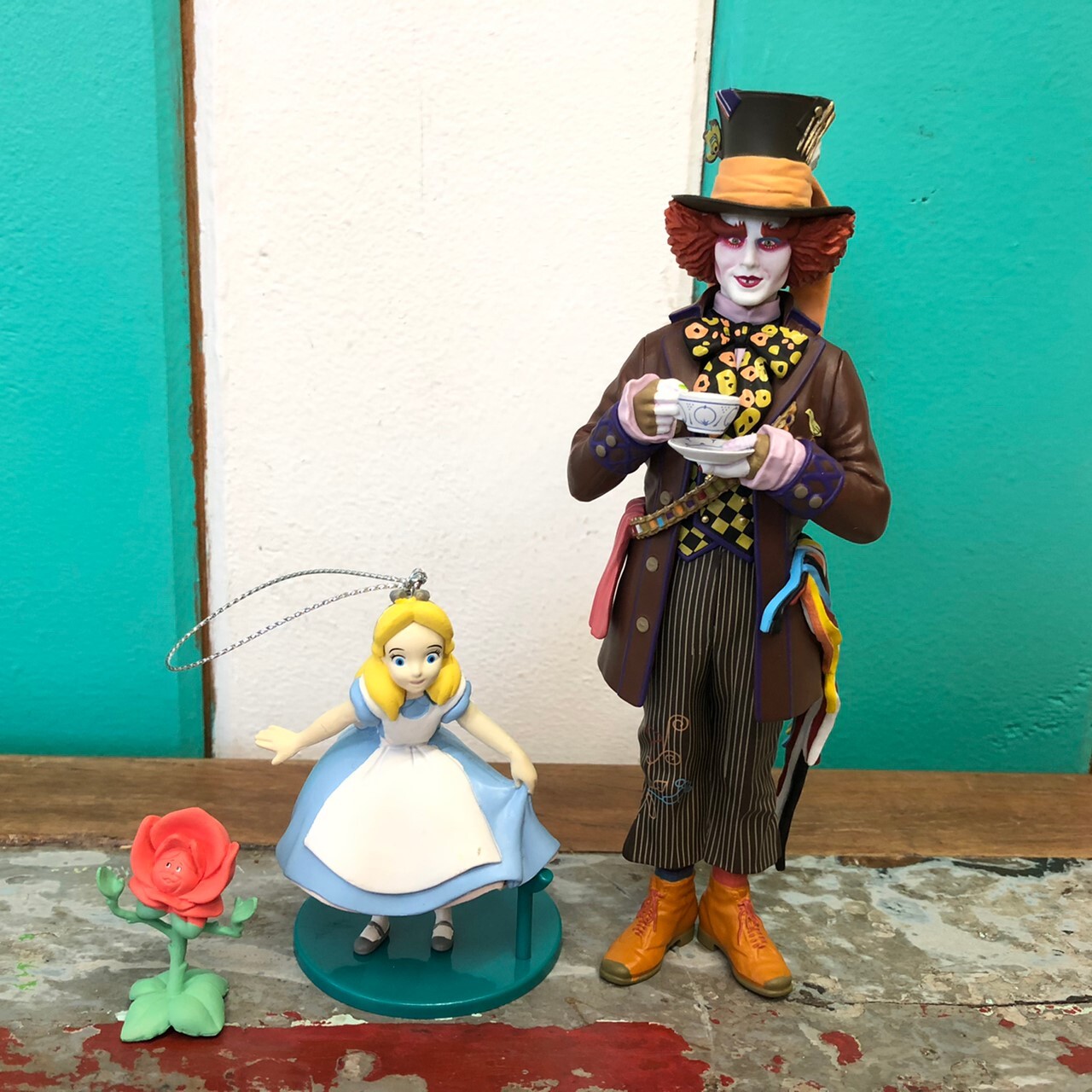 Disney Alice In Wonderland The Hatter Figure アリス イン ワンダーランド マッドハッター 帽子屋 フィギュア The Puppez E Shop ザ パペッツ松本 Webショップ