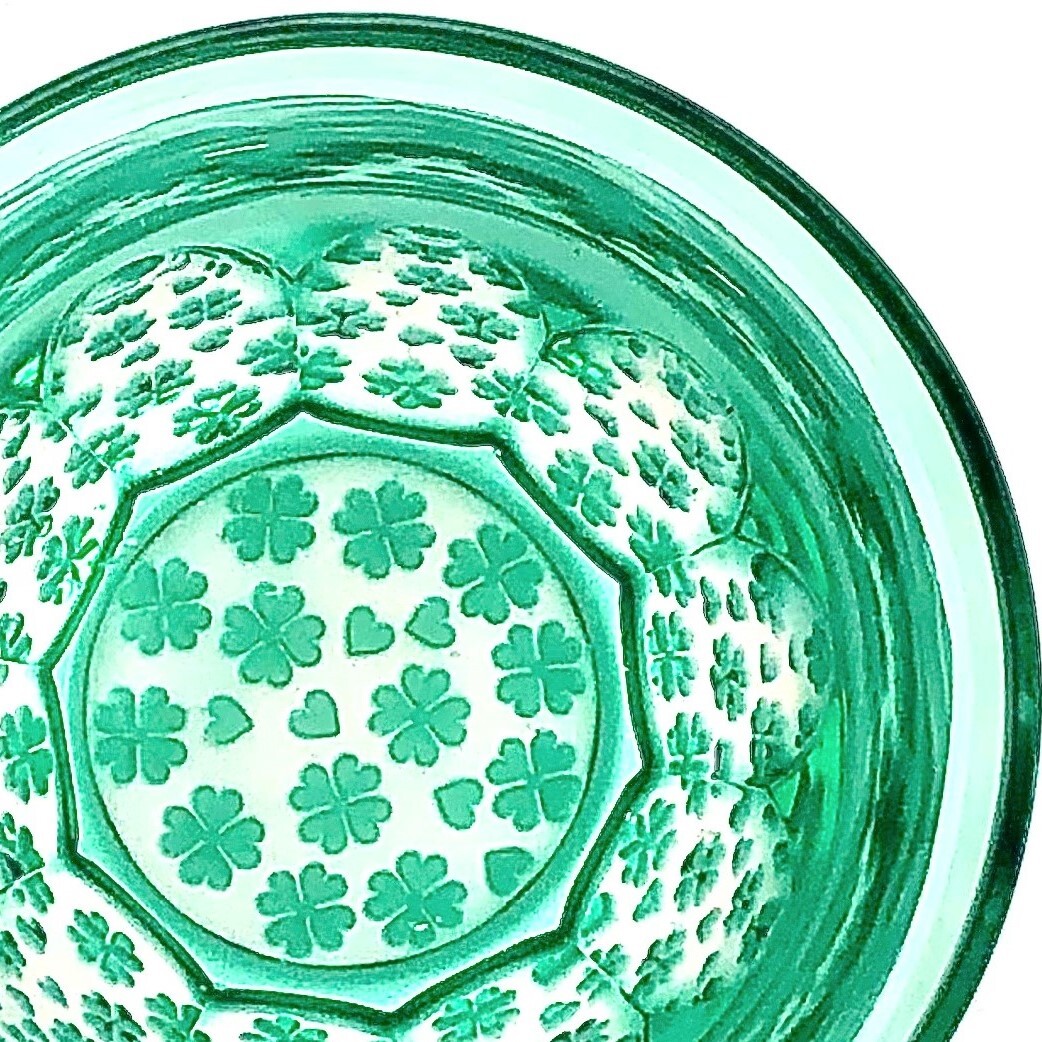 砂切子 クローバー 緑 ピンク 名入れ無料 アルファベット12文字まで Glasslab 江戸切子 砂切子の通販