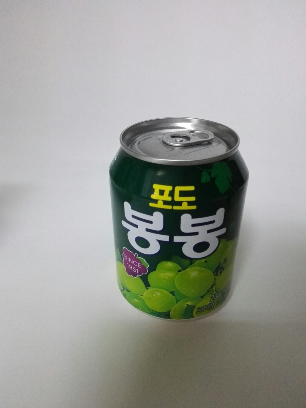 韓国飲み物 ぶどうの実いり ボンボン1缶 チヂミ専門店ココノコ
