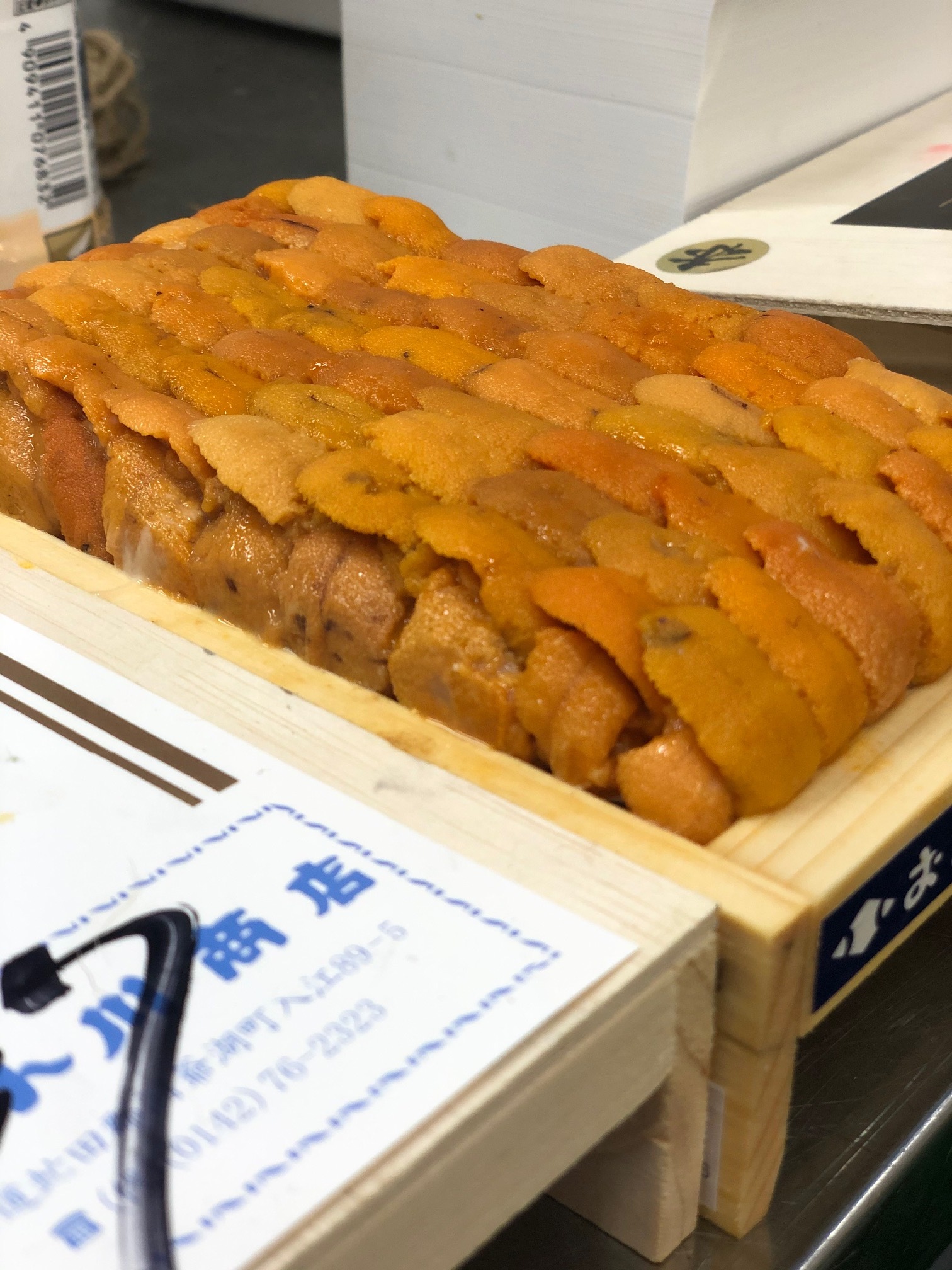 特上ウニ 並び 北海道産 バフンウニ 赤ウニ 約0 250g 弁当箱 特上赤ウニ並びｘ１ 冷蔵 Okawari 豊洲直送の高級海産物をお届け