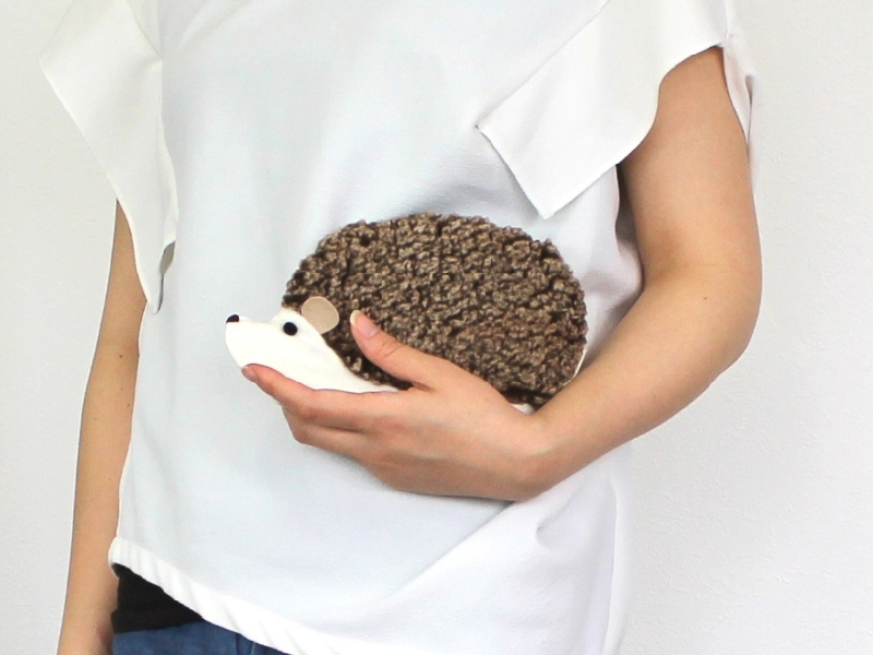 ハリネズミのポーチ チョコレート Hedgehog Pouch Chocolate ハリネズミグッズ専門店 Unibo