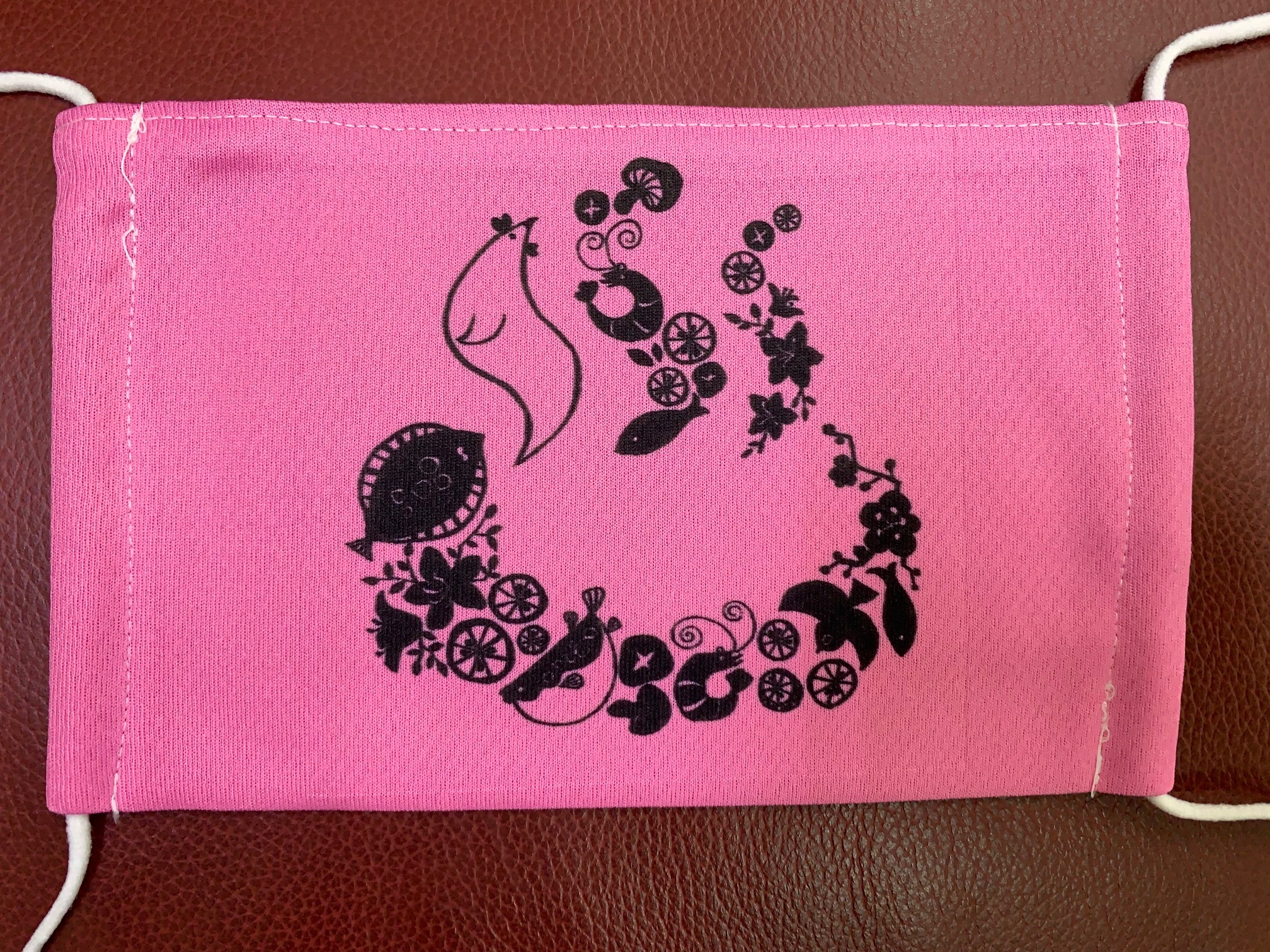 現代美術家 かおなしまちす おおいた特産物湯けむりイラストマスク ピンク T Shirts Factory Yms