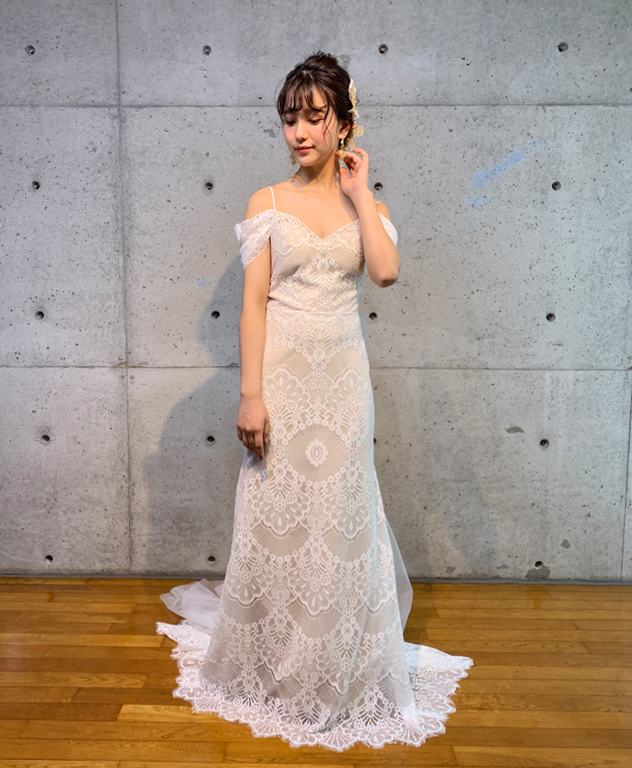 ウエディングドレス オフショルダー 結婚式 ドレス 商品番号 The Urban Blanche 覚王山