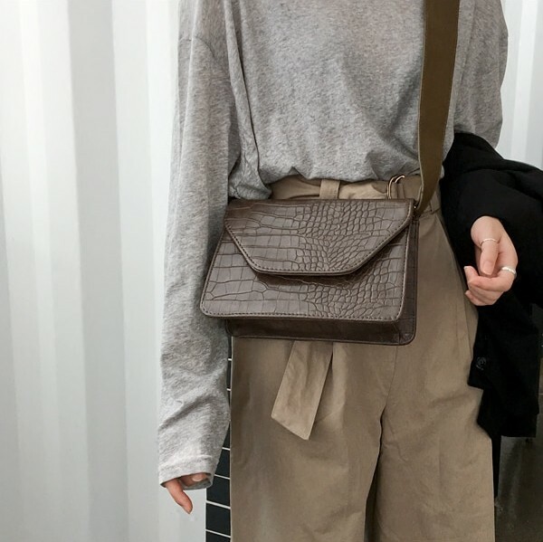 クロコダイル風ショルダーバッグ Bg15 Zuppy クロコダイル風ショルダーバッグ Bg15 Zuppy