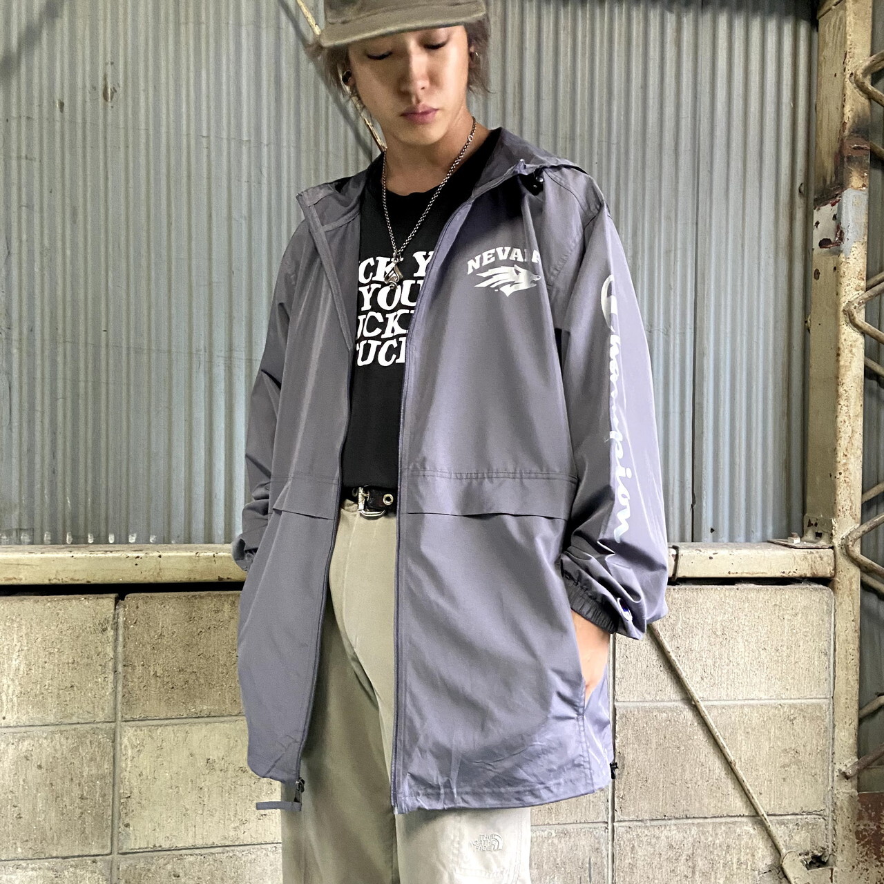 ビッグサイズ Champion チャンピオン Nevada 胸ワンポイント 袖プリント フルジップ ナイロンパーカー フード ブルゾン メンズ3xl 古着 グレー 大きいサイズ ナイロンジャケット Al2109 Cave 古着屋 公式 古着通販サイト