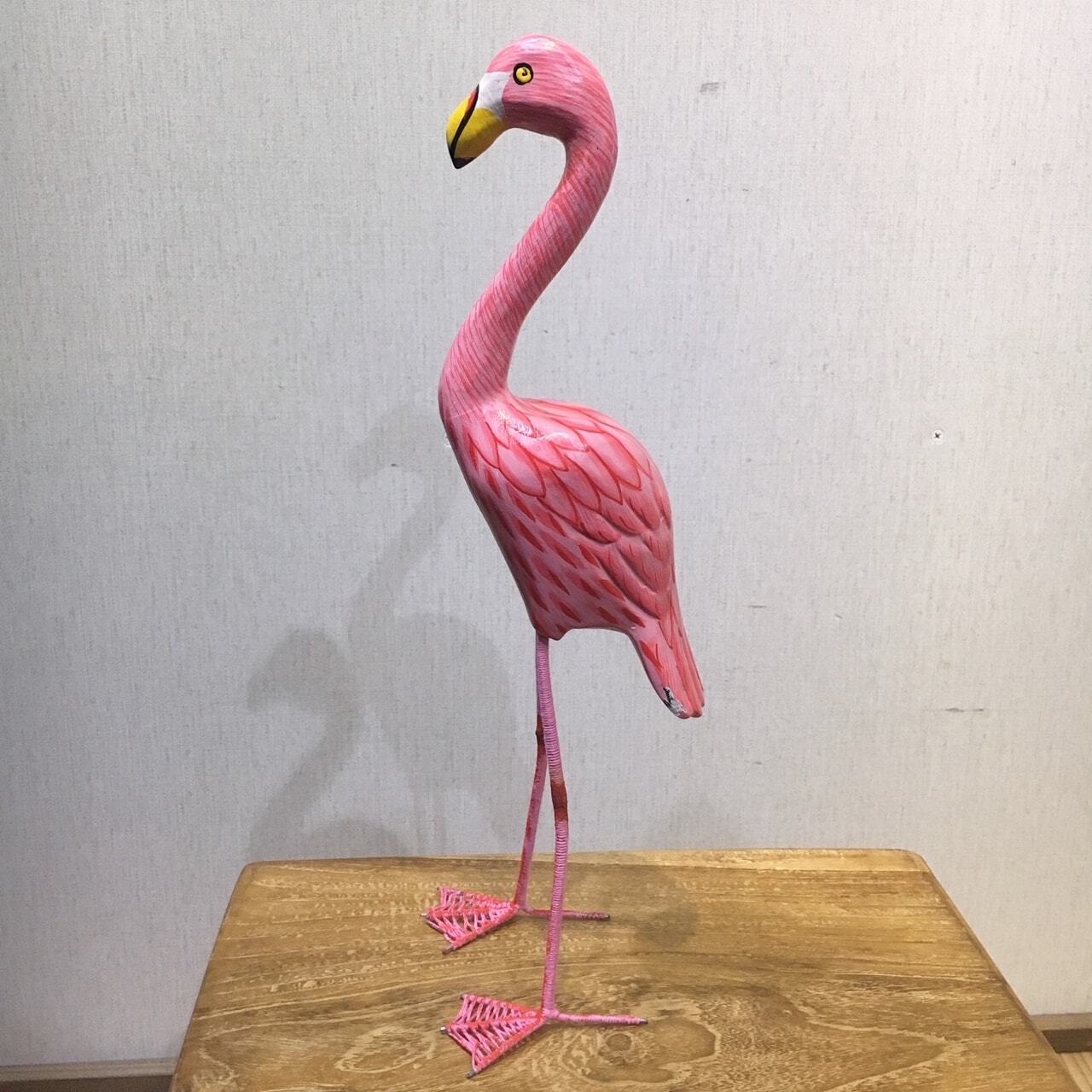 木製フラミンゴ 36cm 鳥のオブジェ インテリア バリ雑貨 アジアン雑貨 手作り人形 置物 木彫り ウッド ピンク オブジェ ディスプレイ アジアンファクトリー