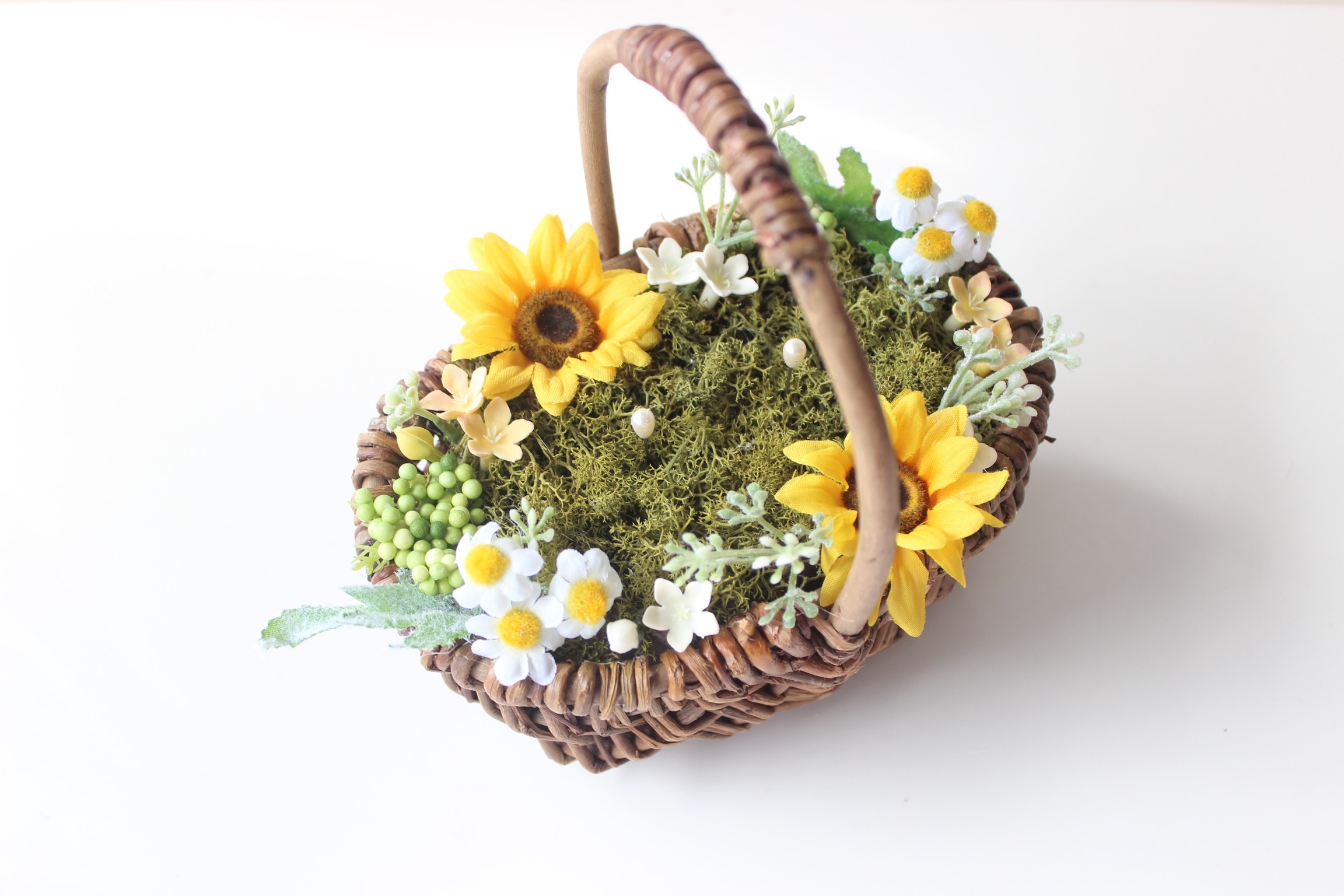 ひまわり カモミール バスケットリングピロー 花made