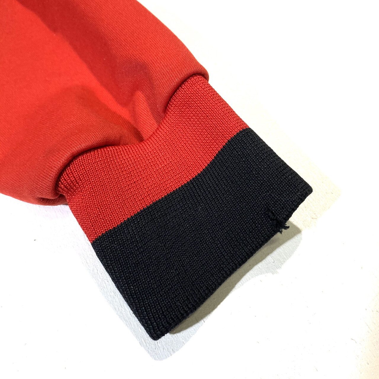 Kids 80年代 アディダス ジャージ キッズ10歳 141 147 古着 子供服 80s ビンテージ ヴィンテージ Adidas Ventex トラックジャケット ブラック レッド 黒 赤 ジャージ トラックジャケット Cave 古着屋 公式 古着通販サイト