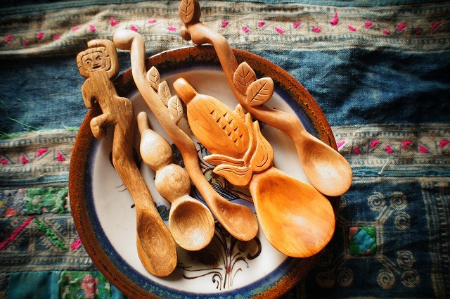 木彫りスプーン とうもろこし Mitikusaya