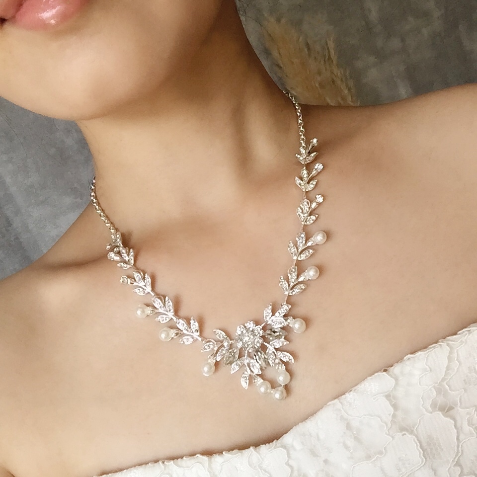 Perle パールブライダルネックレス Muguet Jewel オシャレな大人花嫁のウェディングアクセサリー 大ぶりピアス イヤリング