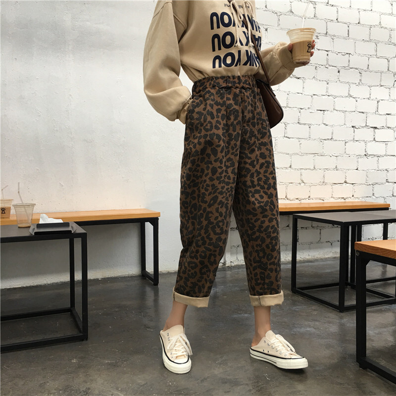 送料無料 2色 パンツ レディース ボトムス ズボン ヒョウ柄 レオパード 春 秋 かっこいい クロップドパンツ 10代 代 30代 おしゃれ かっこいい カジュアル パンツ コーデ ハイウエスト 9分丈 ブラウン グリーン 茶 緑 ストレート アンクル丈 ワイド ロールアップ 個性