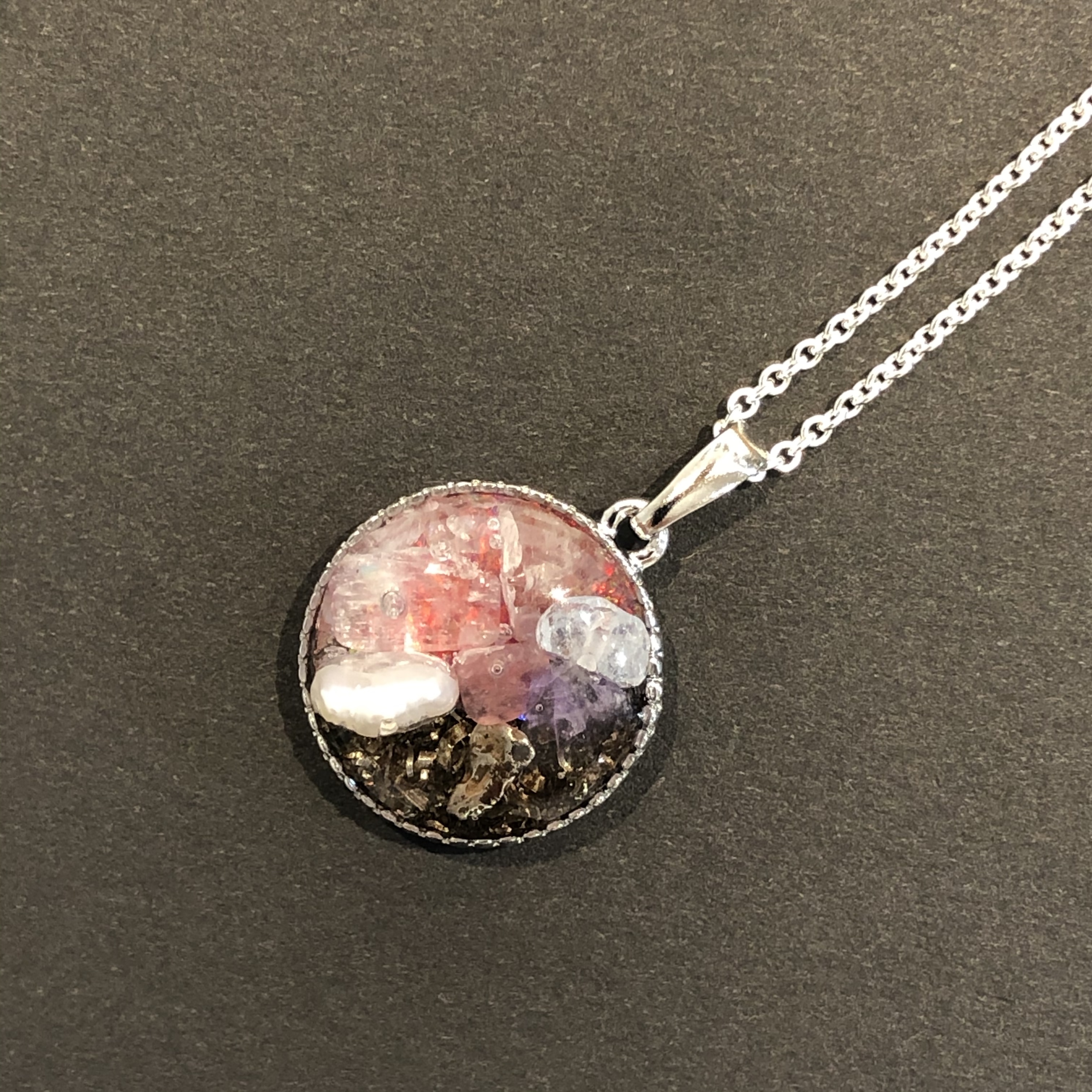 愛と豊かさと繁栄 女神開花ネックレス 愛の天然石 超隕石 ギベオン隕石 隕石直売所 Bigbang 横浜中華街店 オンラインショップ