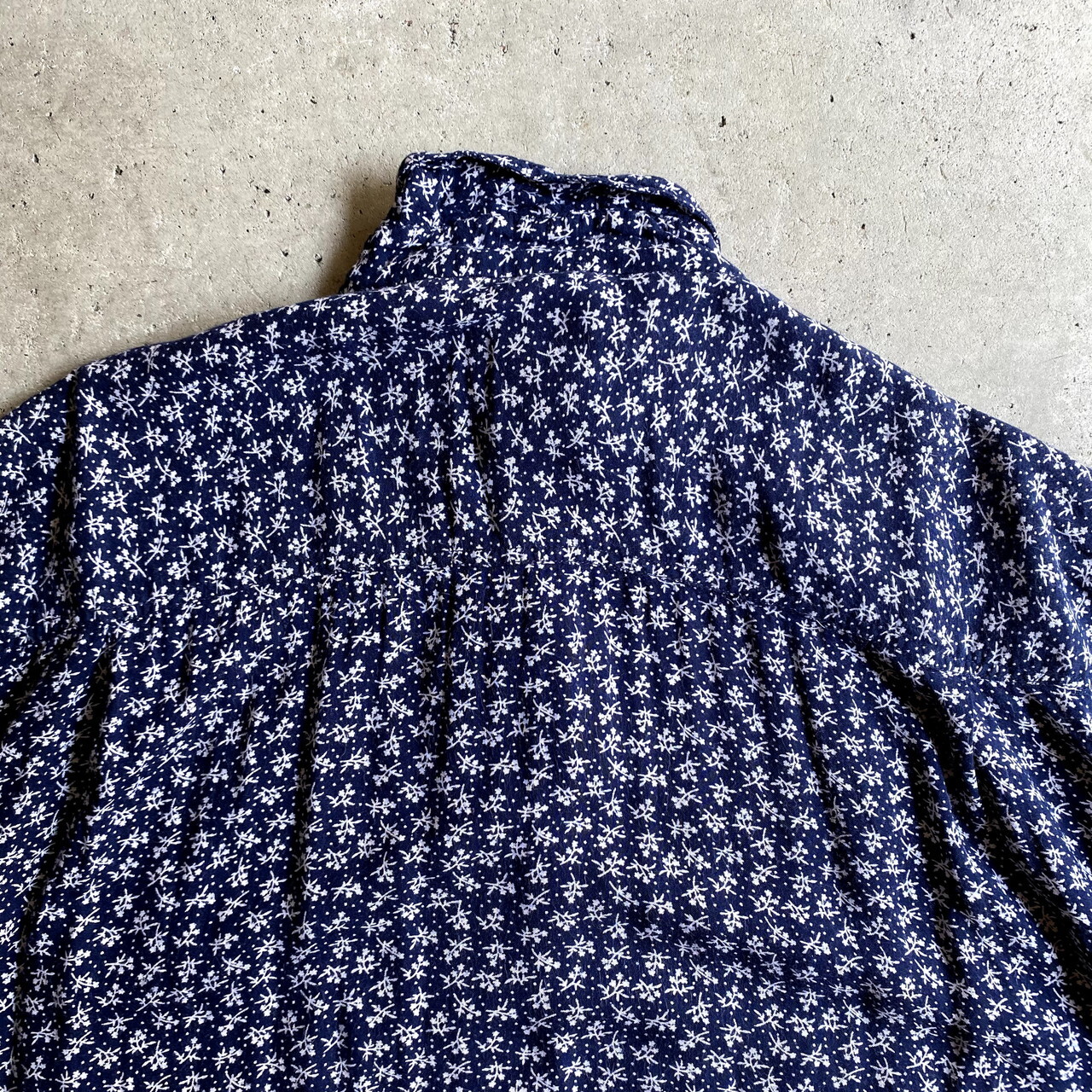 Fashion Report ユーロブランド 小花柄 半袖 レーヨン 総柄シャツ メンズxl相当 古着 ネイビー 紺色 半袖シャツ Cave 古着屋 公式 古着通販サイト