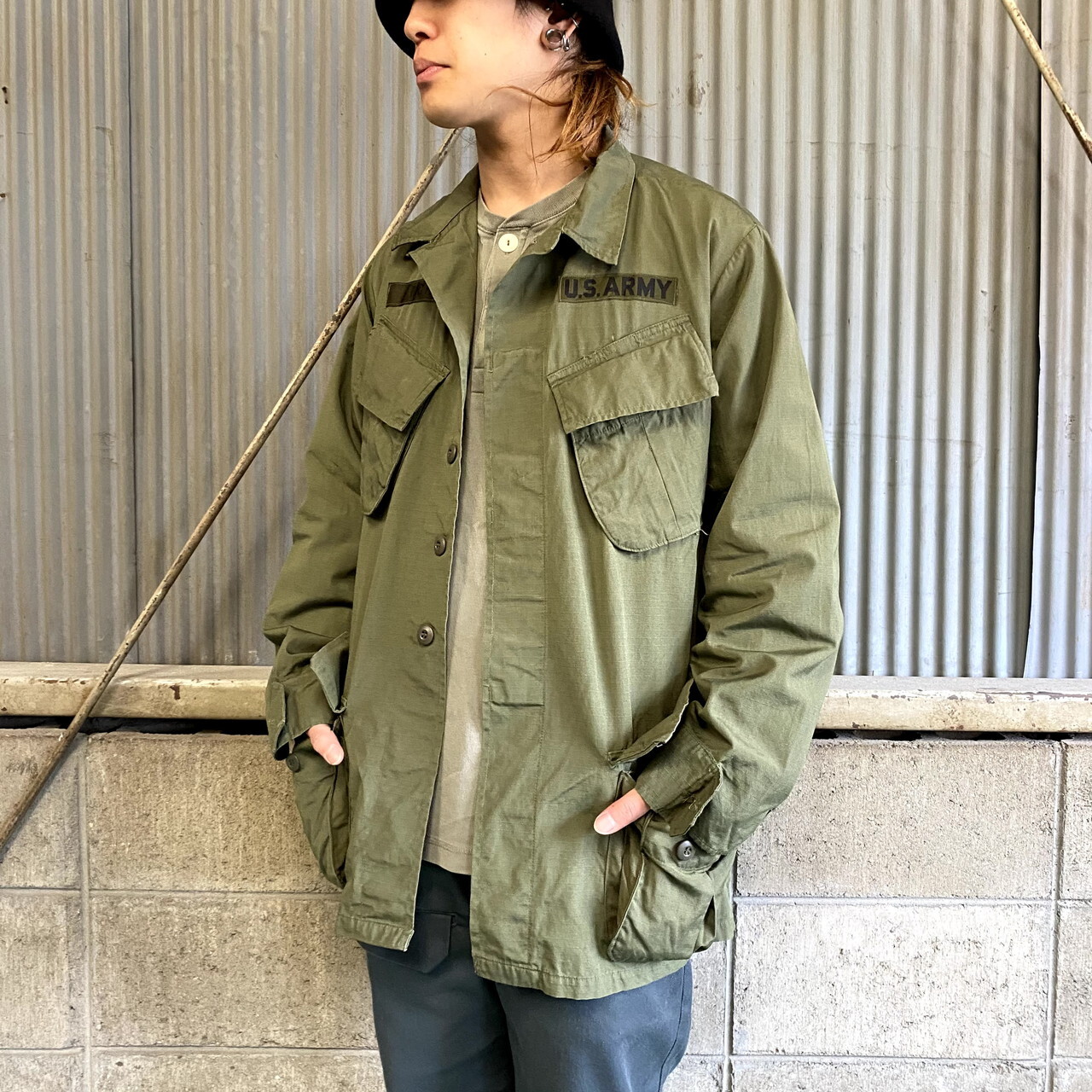 美品 69年納品 60年代 米軍実品 ジャングルファティーグジャケット 5th メンズm 古着 リップストップ ミリタリー コンバットジャケット Usa Medium Regular 60s ヴィンテージ ビンテージ カーキ オリーブ セージグリーン 緑 ミリタリージャケット Vtg Cave 古着屋