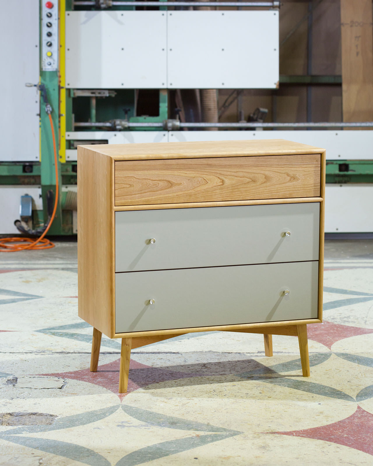 Borger’s Three Drawers - Light Grey
