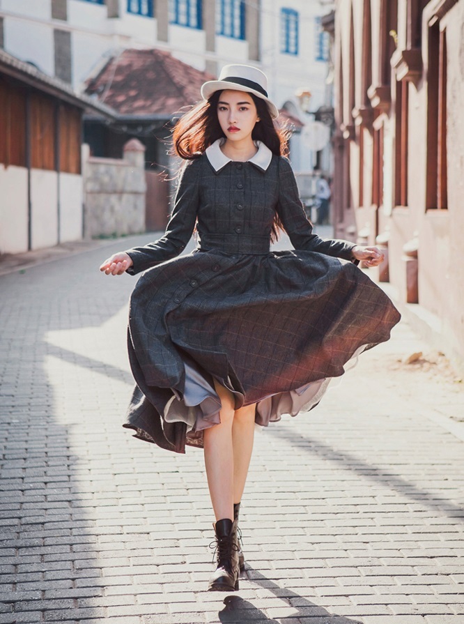 レトロ感あふれる秋色 新作 送料無料 タータンチェック レトロ ワンピース コート風 ワンピース ロング マキシ丈 チェック柄 襟付き 前開き 長袖 エレガント 大人 厚手 あったか レトロ風 およばれ デート 発表会 通勤 通学 送料無料 韓国レディース キッズ