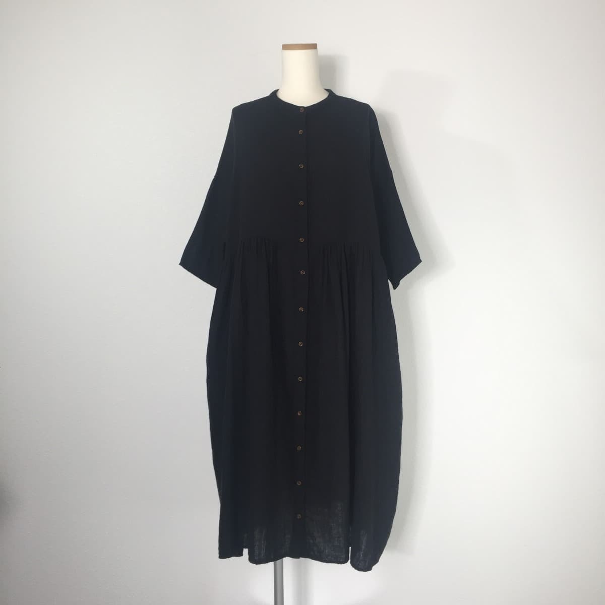Conges Payes Adieu Tristesse コンジェペイエアデュートリステス ダブルガーゼギャザーワンピース ロング 7分袖 ゆったり コットンリネン 黒 フクル ファッションブランドユーズドセレクトショップ