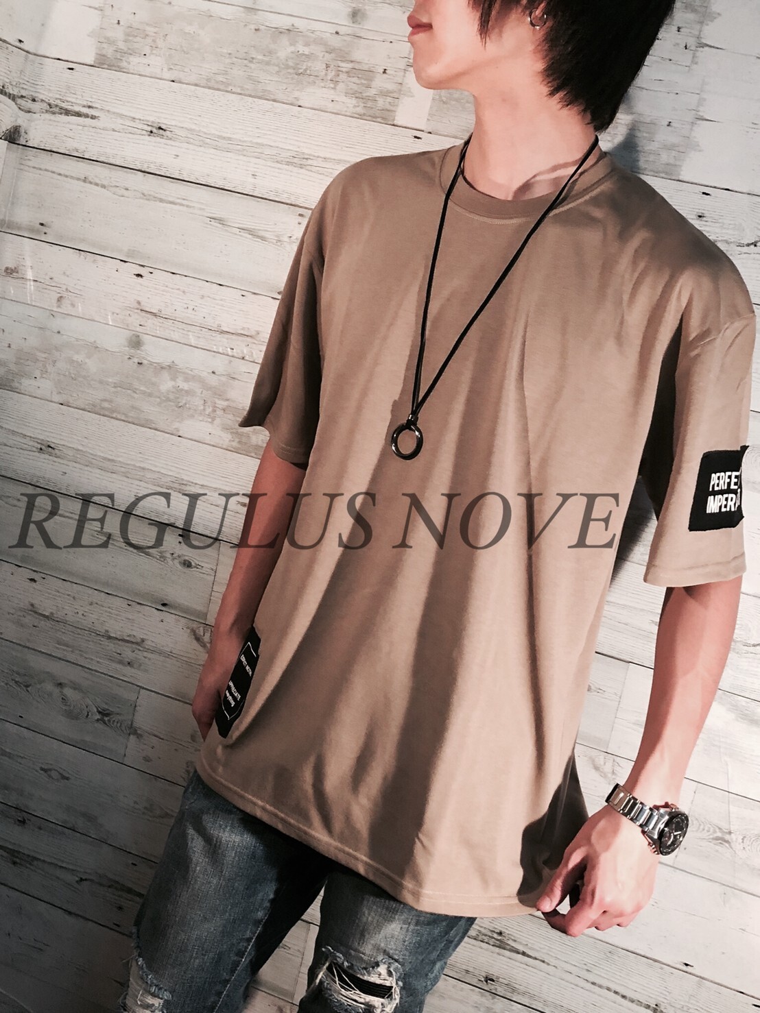 Regulus Nove デザインパッチbigtシャツ Beige ユニセックス レディース メンズ オーバーサイズ 大きいサイズ 派手 個性的 ストリート ロック Regulus Nove