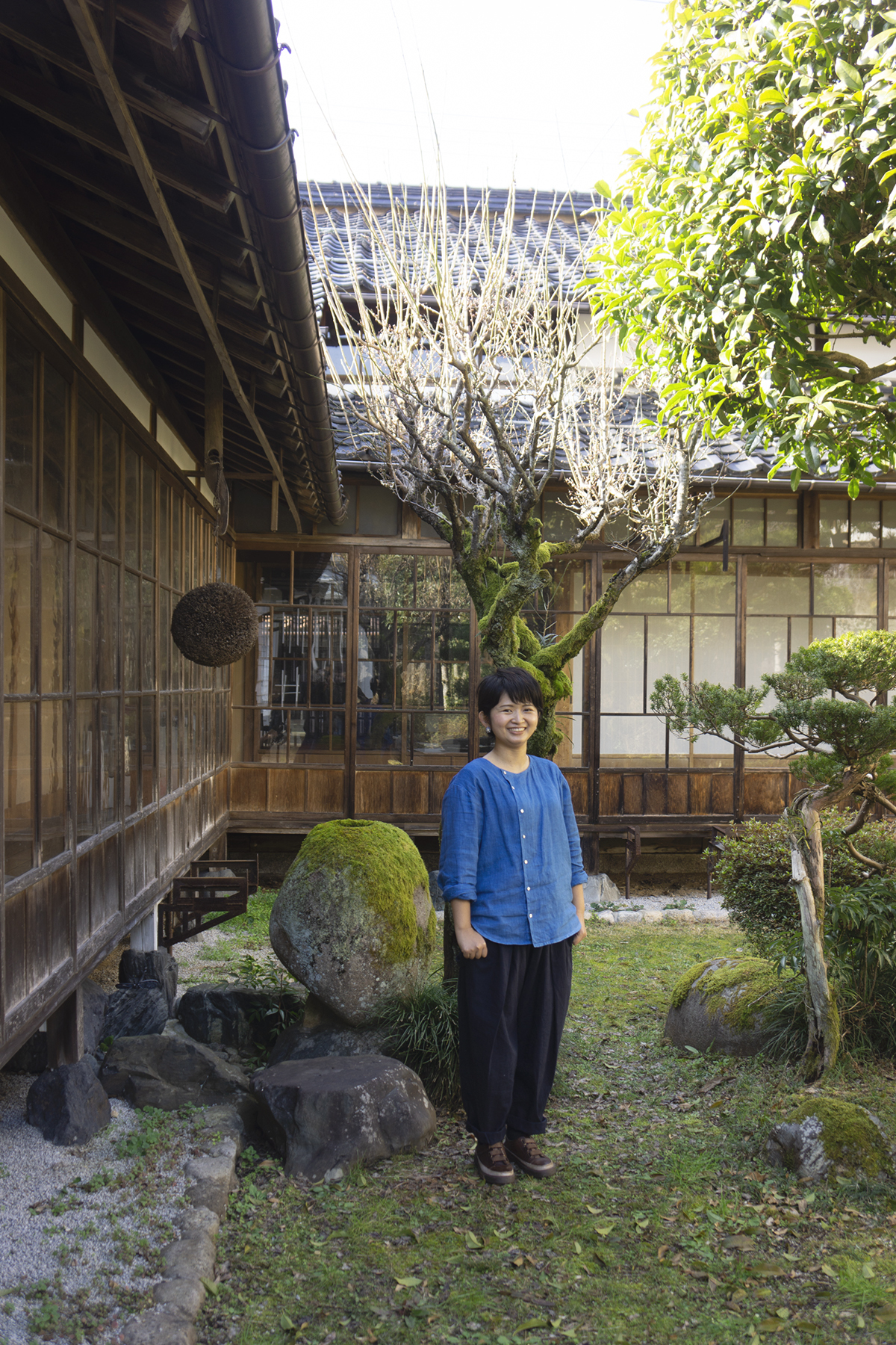 藍染リネンシャツ レディース 藍染工房ちずぶるー Japanese Indigo Blue Dye Studio Chizu Blue