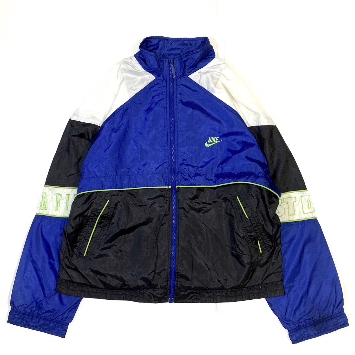 90年代 90s Nike ナイキ ナイロンジャケット Just Do It メンズm 古着 ナイロンジャケット Cave 古着屋 公式 古着通販サイト 6 7 12 00まで半袖シャツ全品10 Off