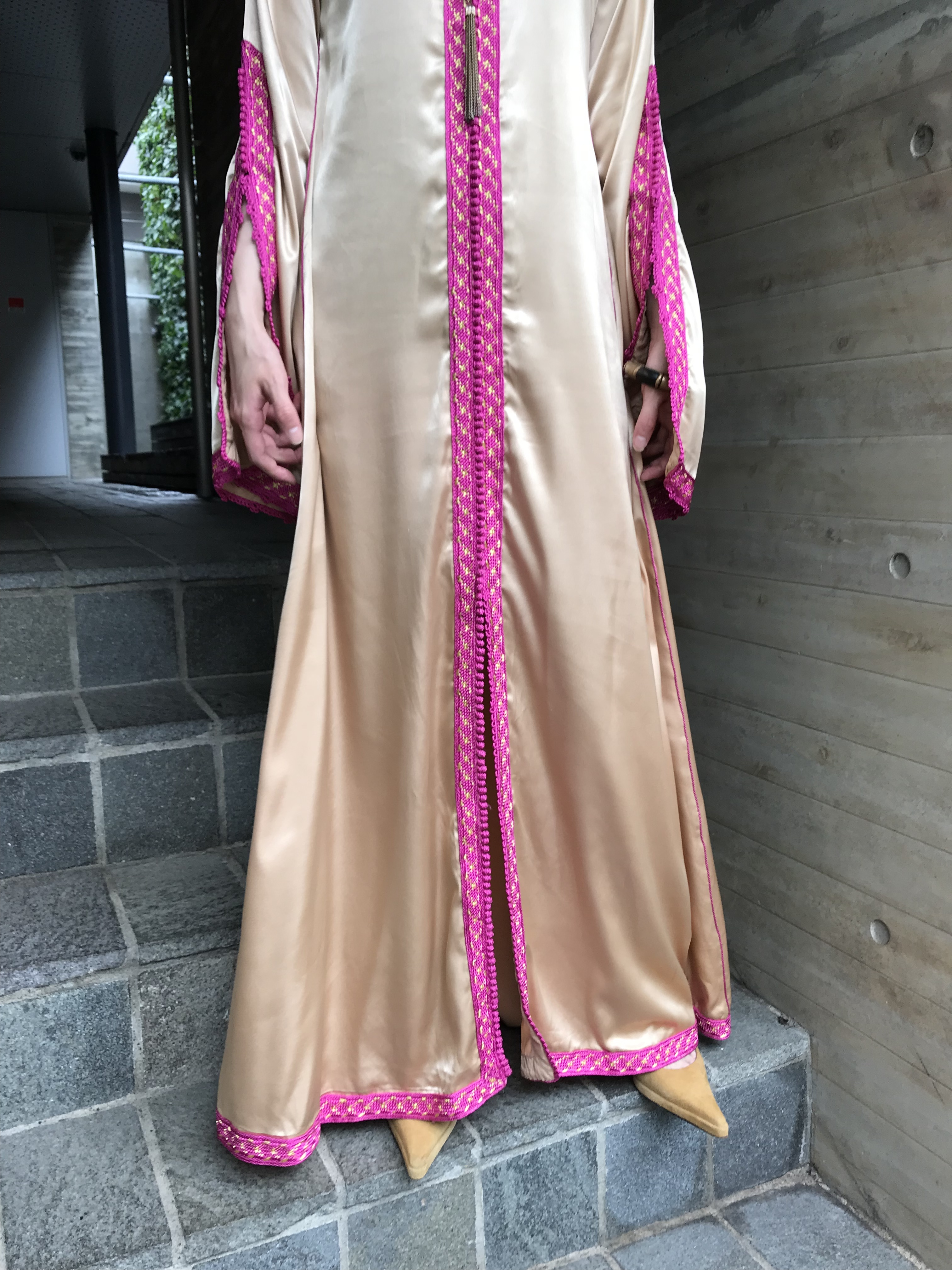 Vintage Moroccan Beige Pink Embroidery Maxi Dress ヴィンテージ モロッコ ベージュ ピンク 刺繍 マキシ ワンピース Riyad Vintage Shop