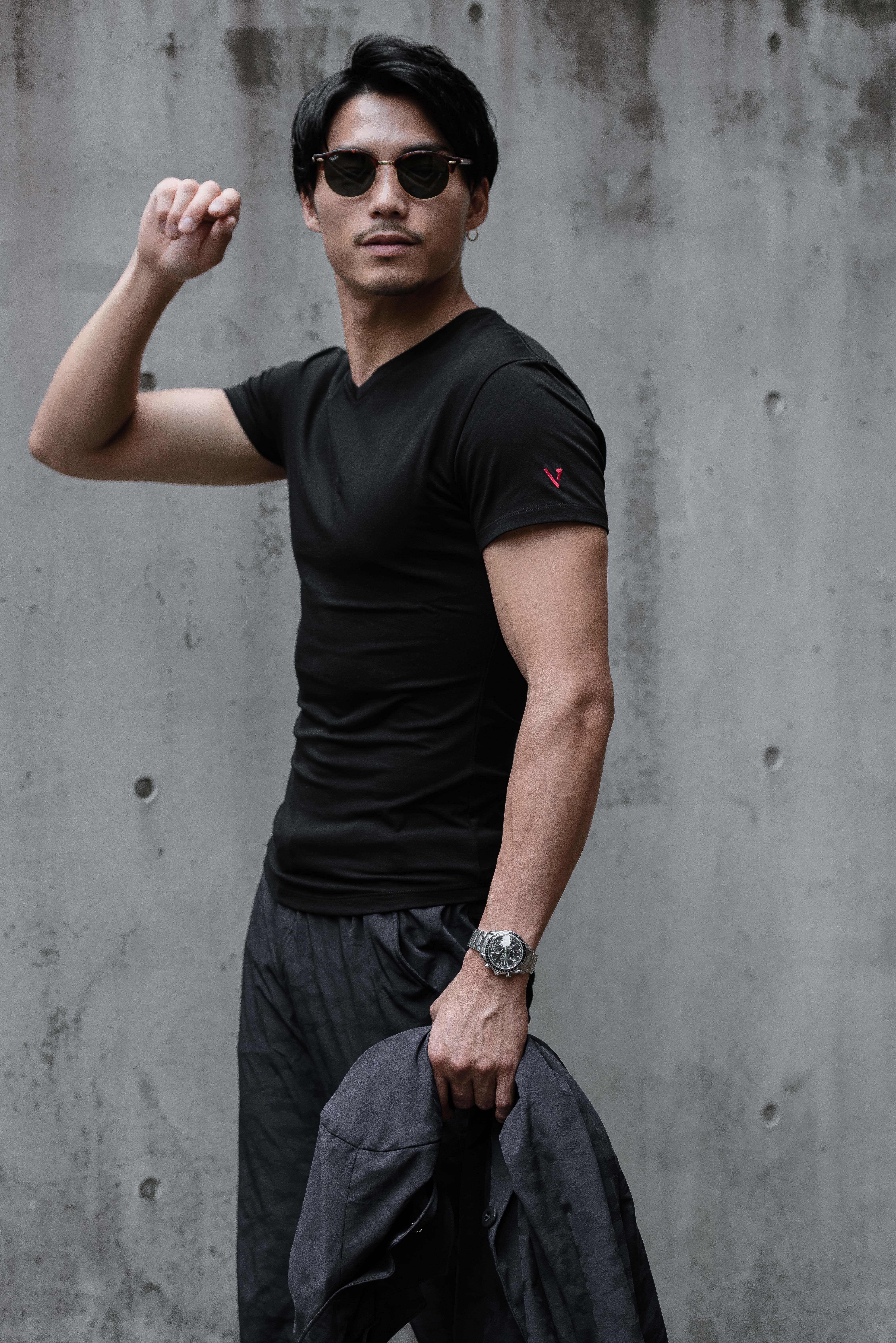 新ブランド Vulky Tシャツ Vネック ブラック Built Apparel正規輸入代理店 B Style Fitness