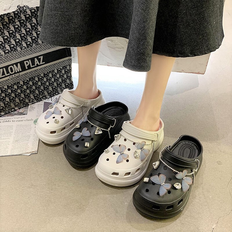 送料無料 大人っぽく履ける デコクロックス サンダル 厚底 蝶々 バタフライ ビジュー スタイルアップ ゴージャス 可愛い 女っぽ Lamitte Deco トレンド 韓国ファッション ショップ