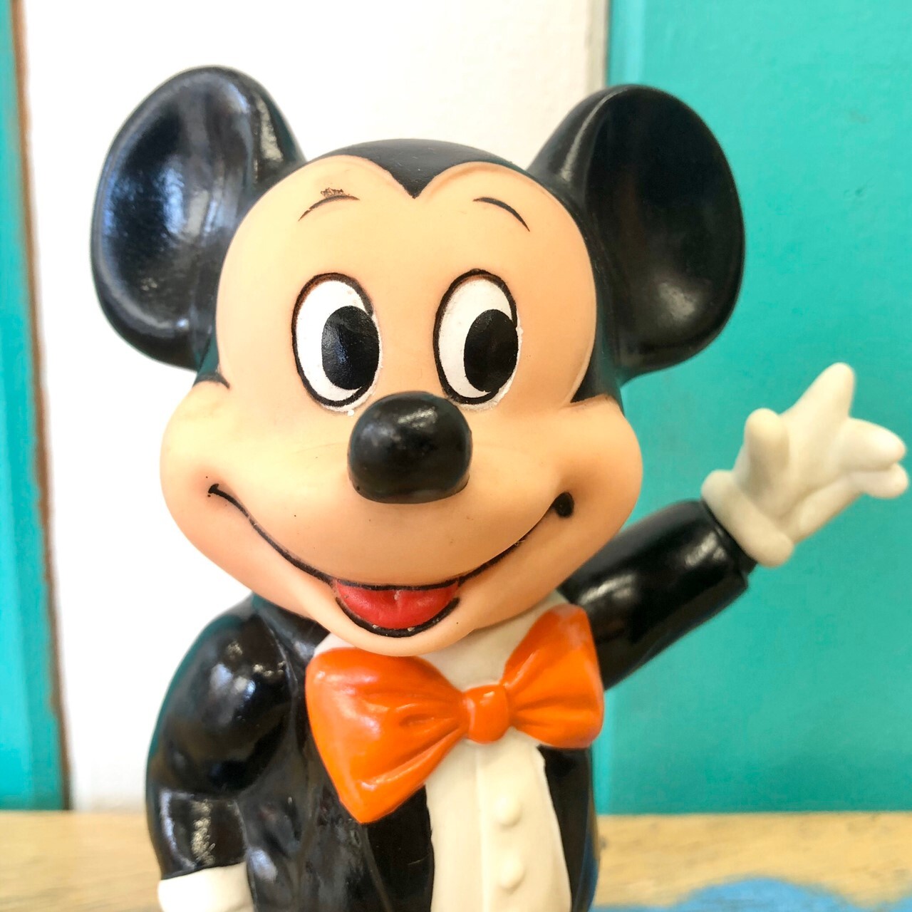 Disney Mickey Mouse In Tashaed Coin Bank ミッキーマウス タキシード貯金箱 The Puppez E Shop ザ パペッツ松本 Webショップ