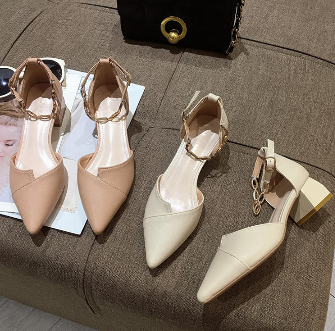 ポインテッドトゥ パンプス アンクルストラップ ローヒール きれいめ 上品 大人可愛い Luluca