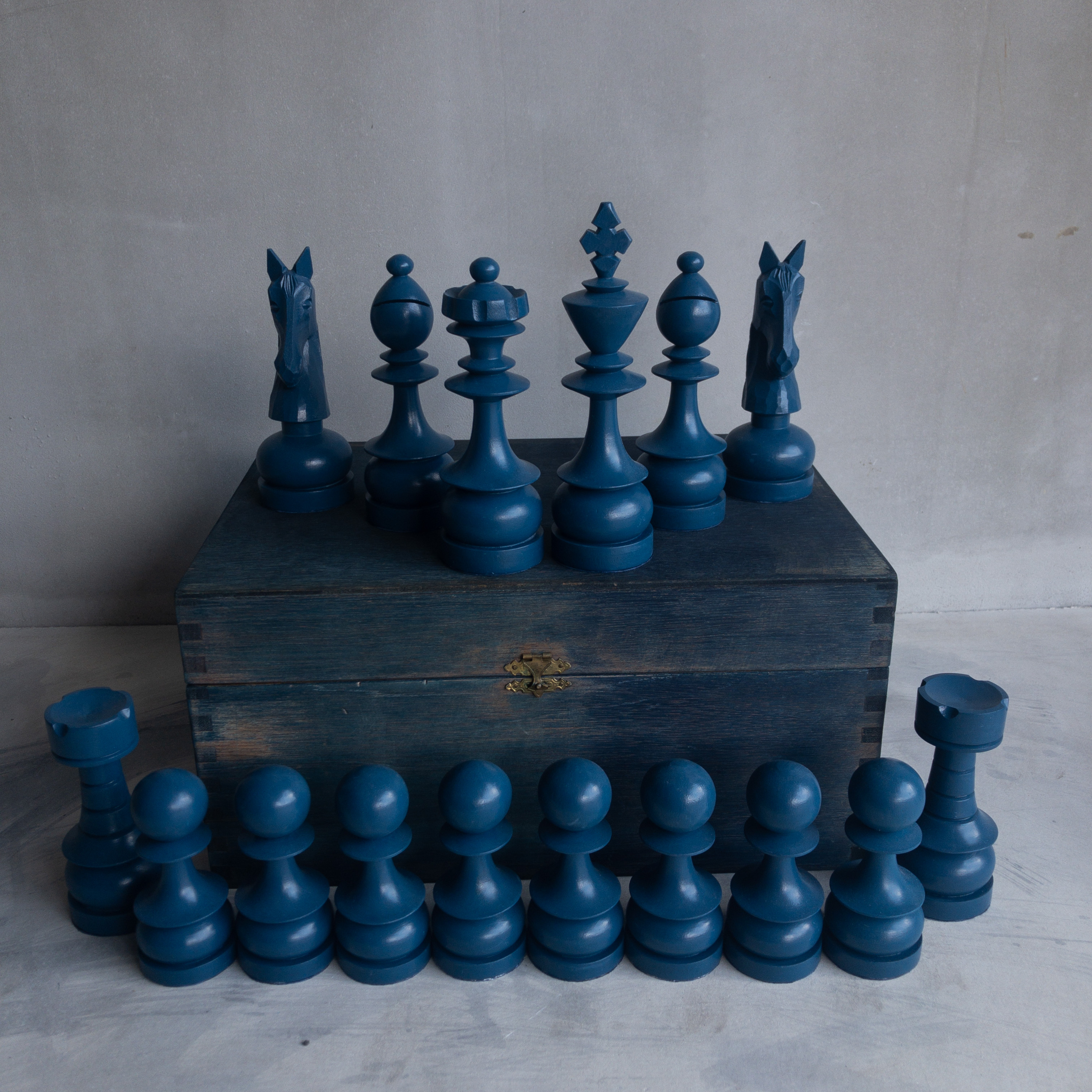 青い巨大チェスセット 青 屋