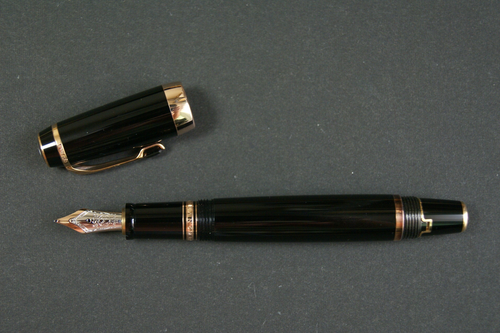 MONTBLANC 万年筆 ジャン品