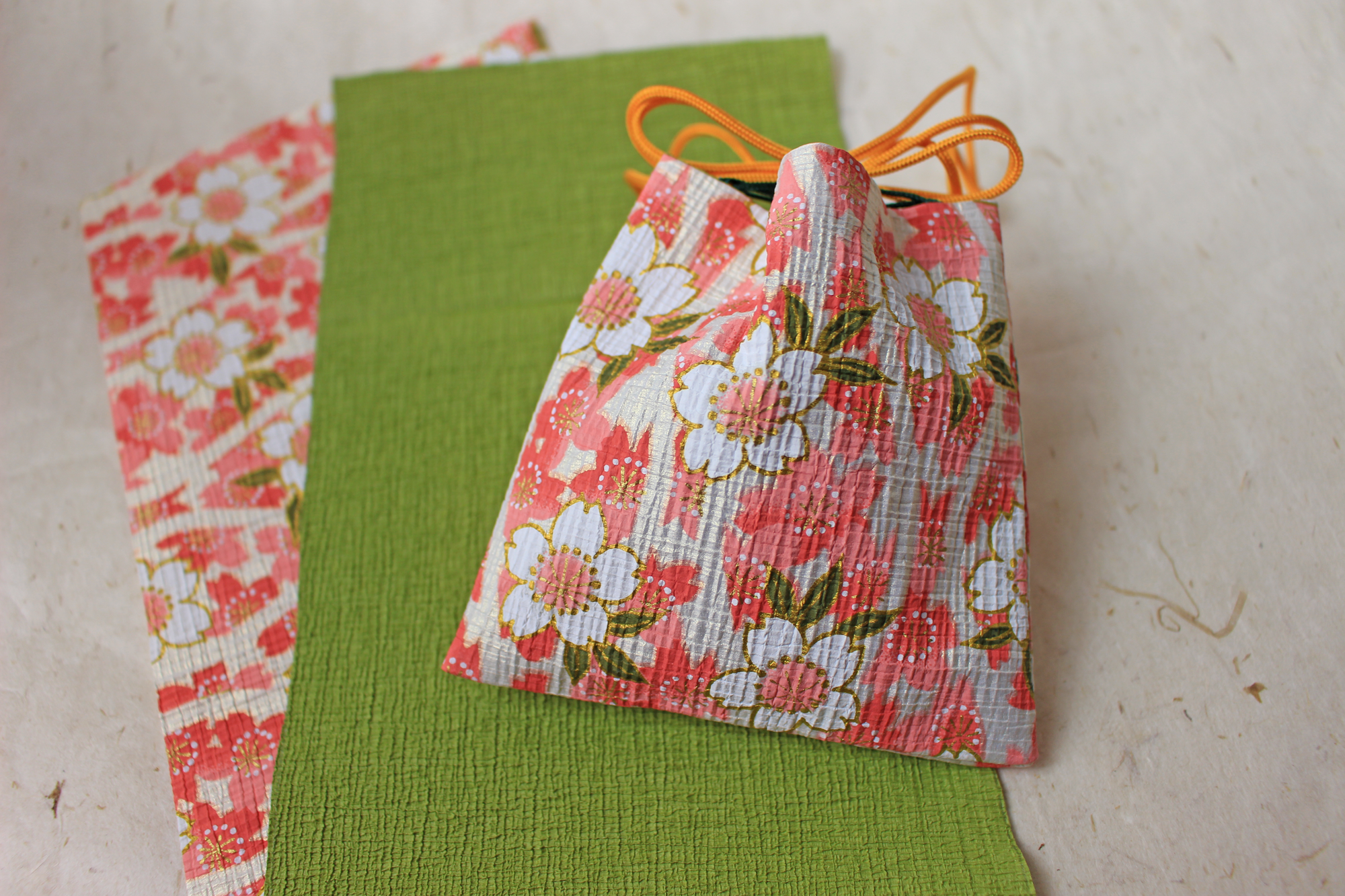 初めての人でも作れる和紙で縫わないミニ巾着袋キット 和紙ラボtokyo