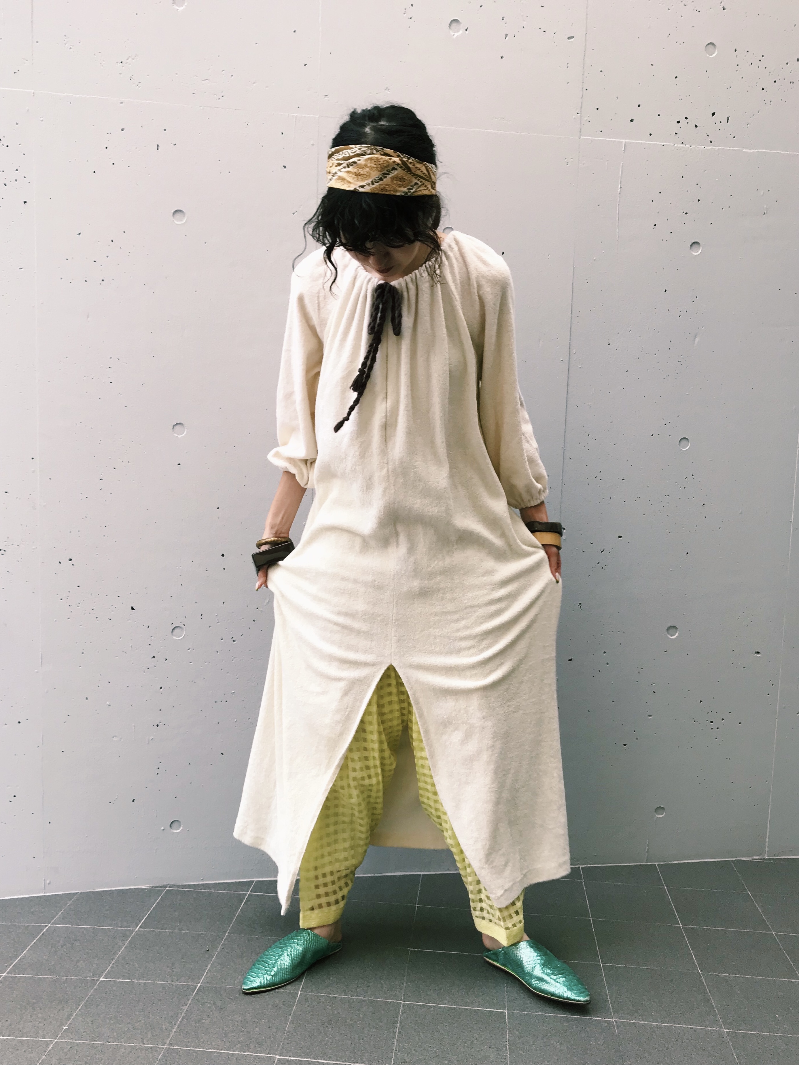 Vintage White Pile Dress ヴィンテージ ホワイト パイル ワンピース Riyad Vintage Shop